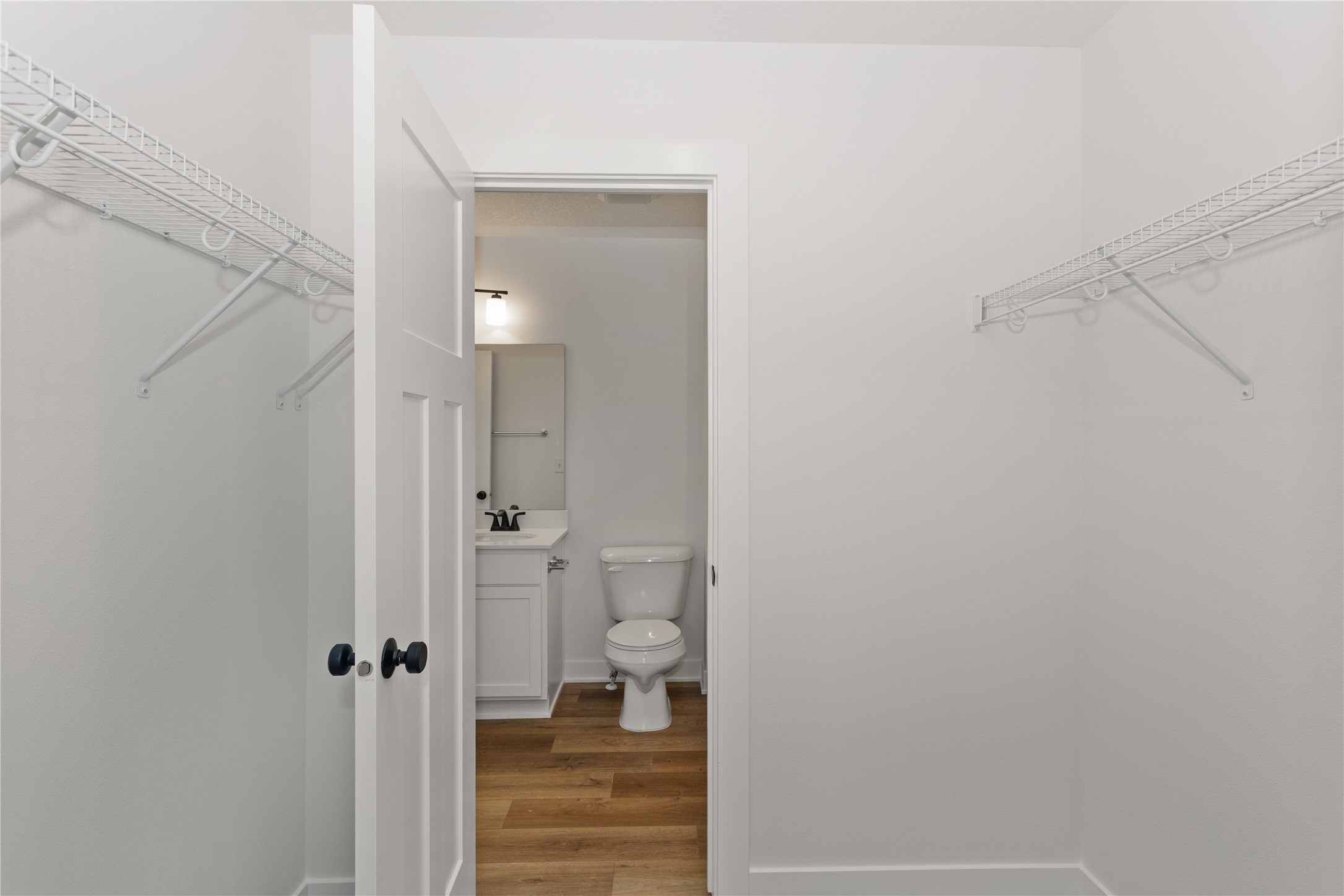 205 NW Waverly Drive