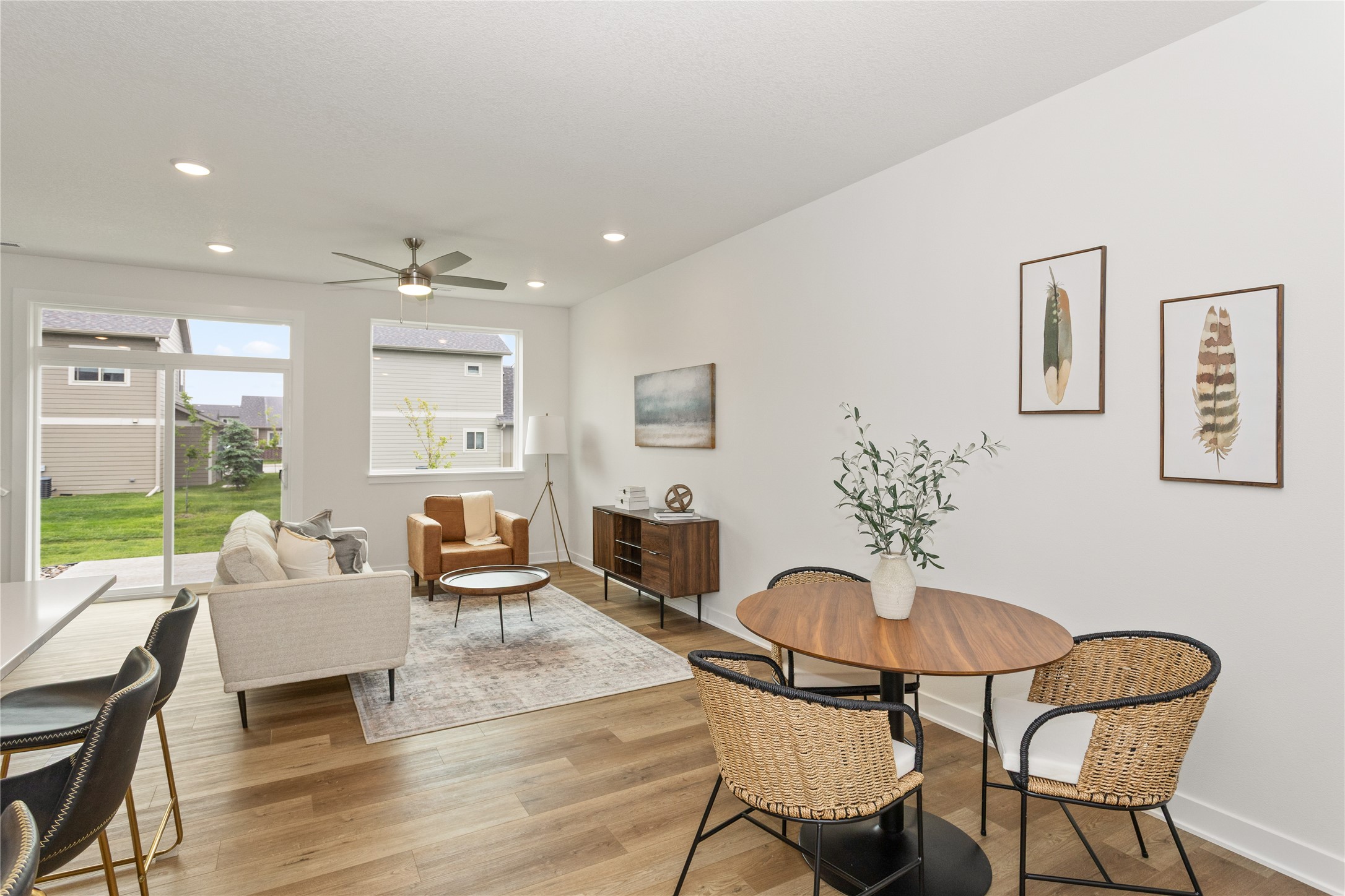 205 NW Waverly Drive