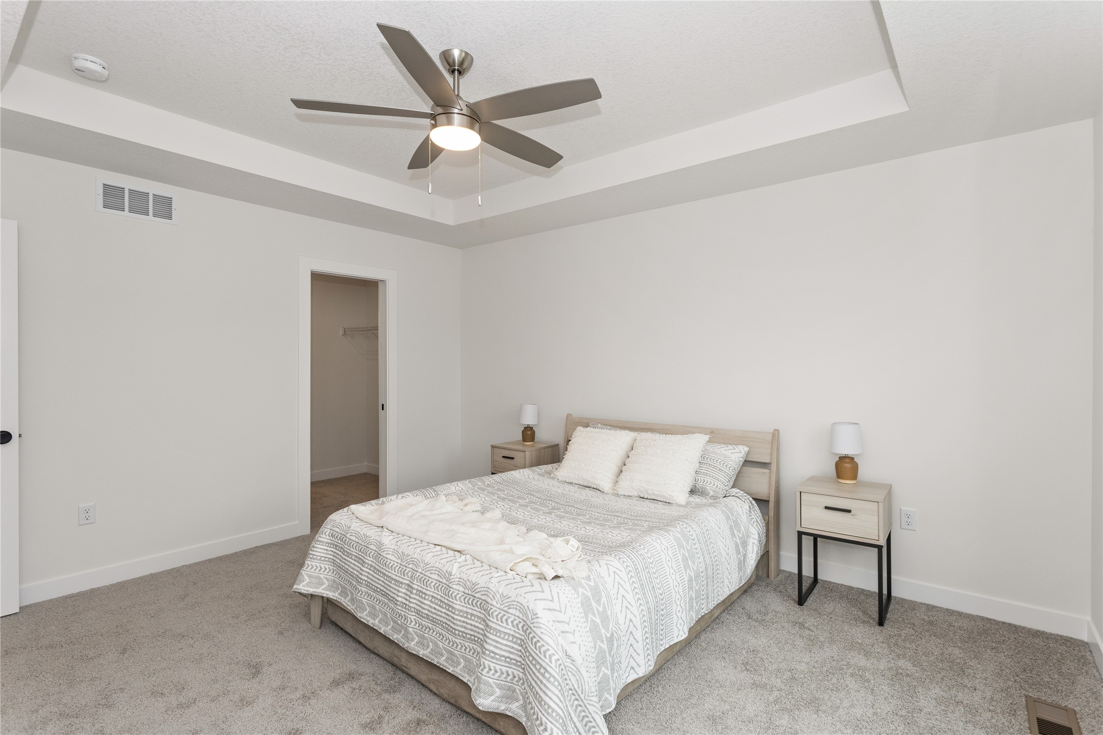 205 NW Waverly Drive