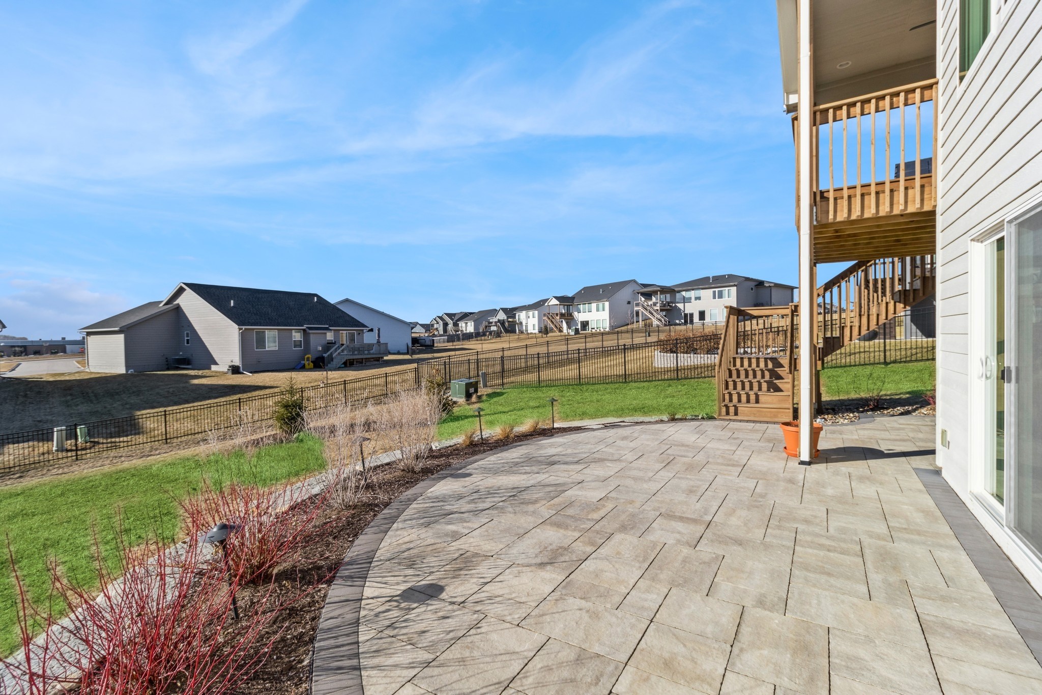 2850 Crescent Ridge Drive