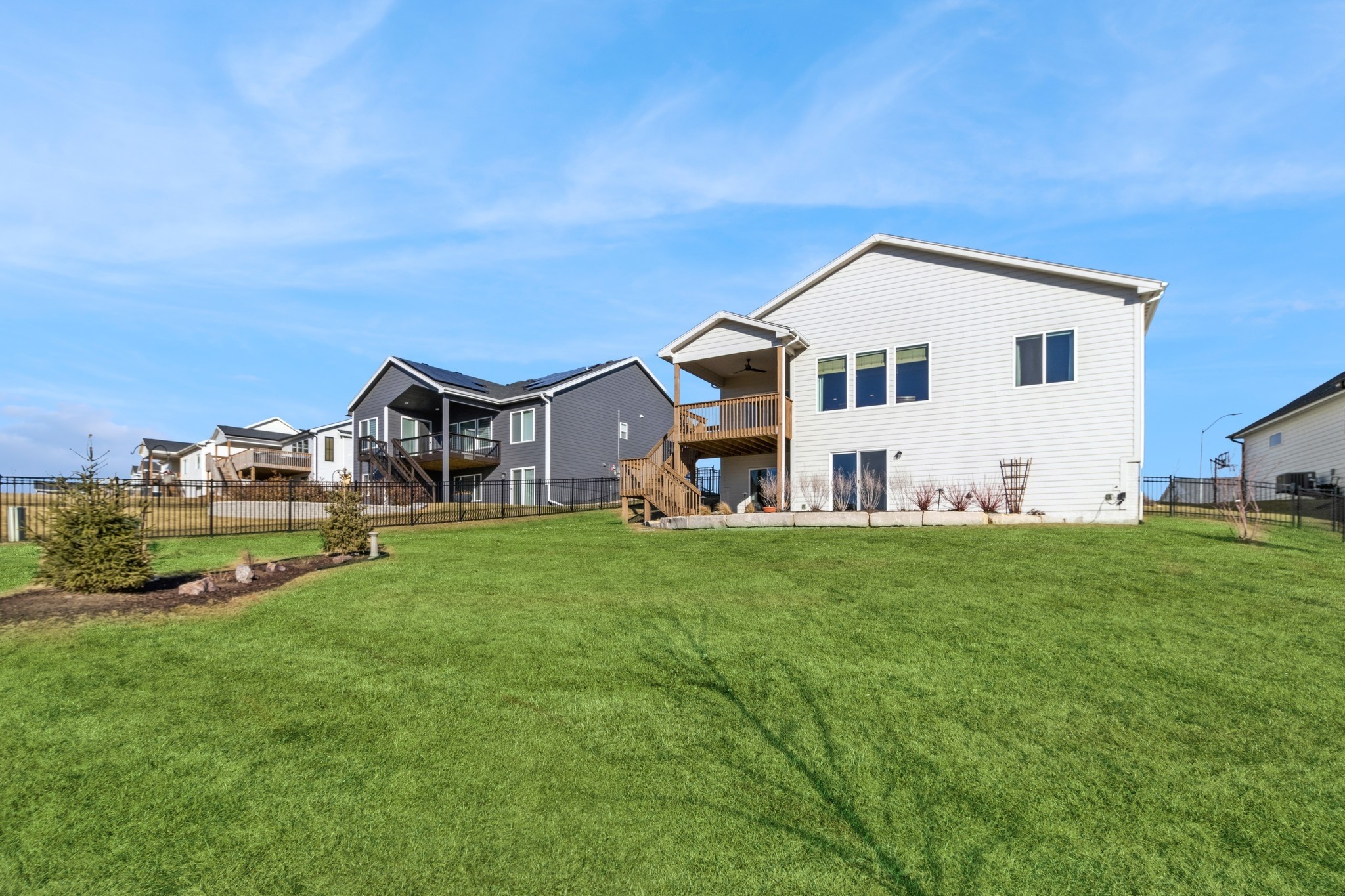 2850 Crescent Ridge Drive