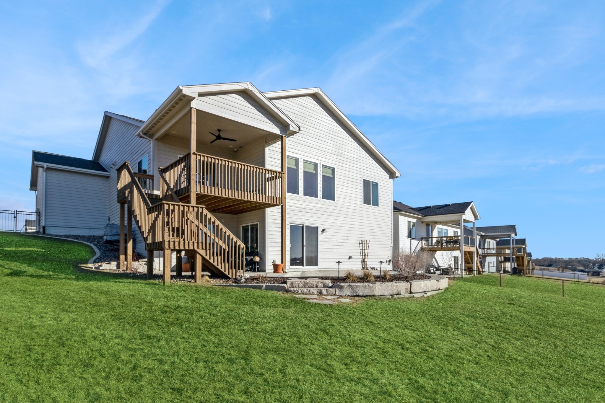 2850 Crescent Ridge Drive