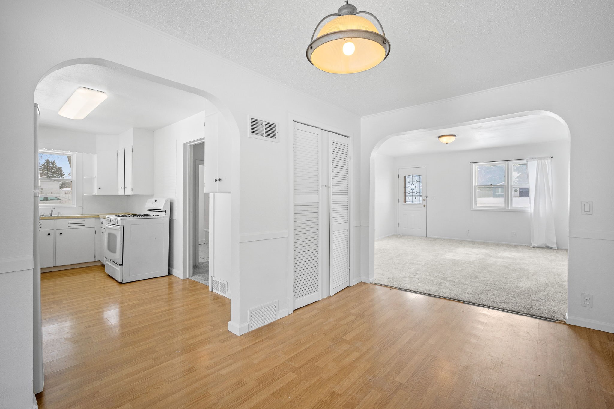 5021 Urbandale Avenue