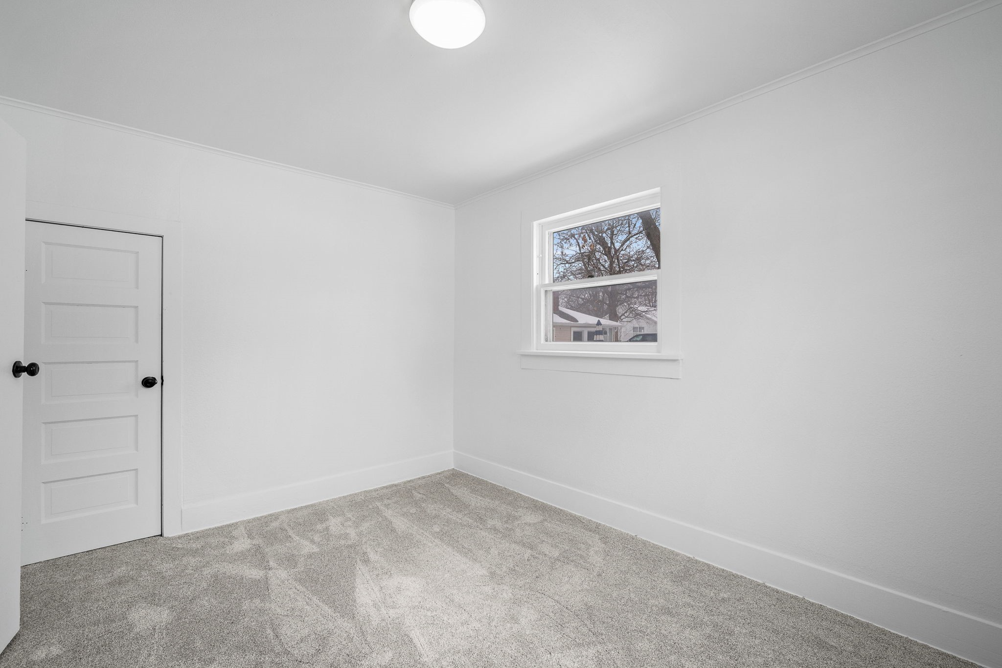 5021 Urbandale Avenue