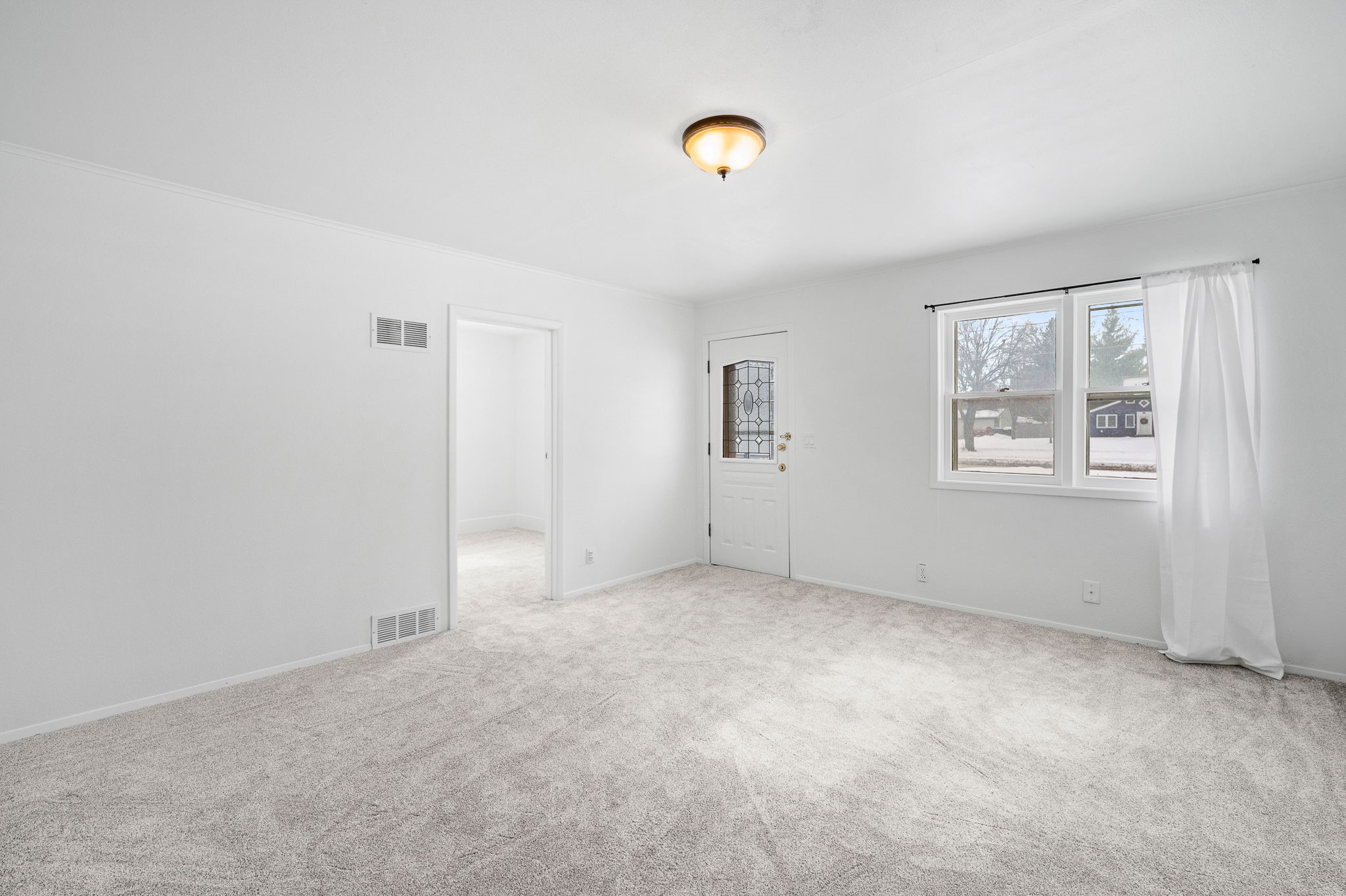 5021 Urbandale Avenue