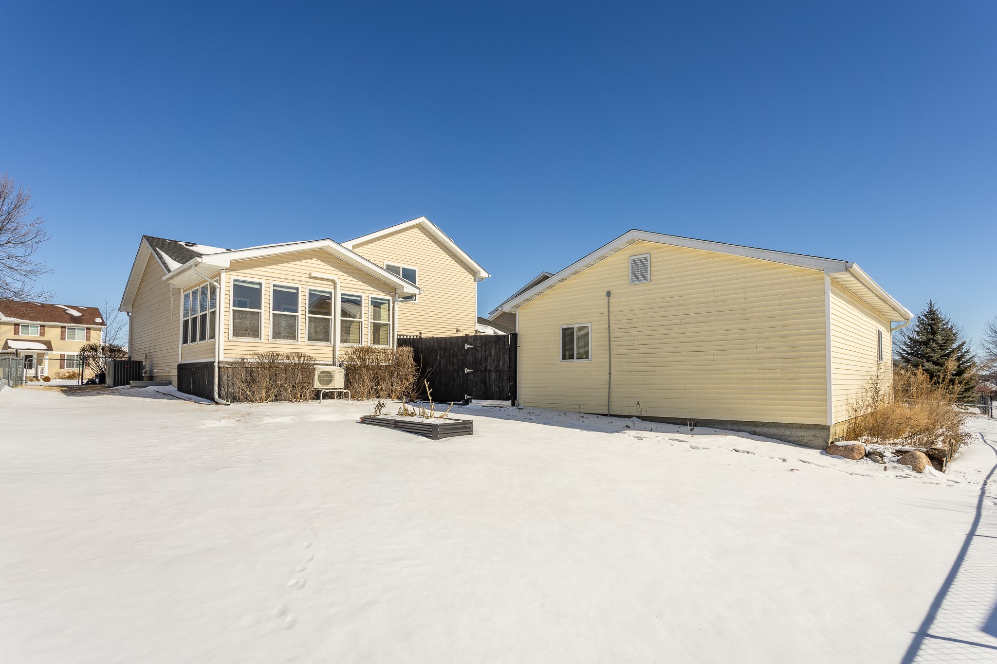 2908 SW Chestnut Drive