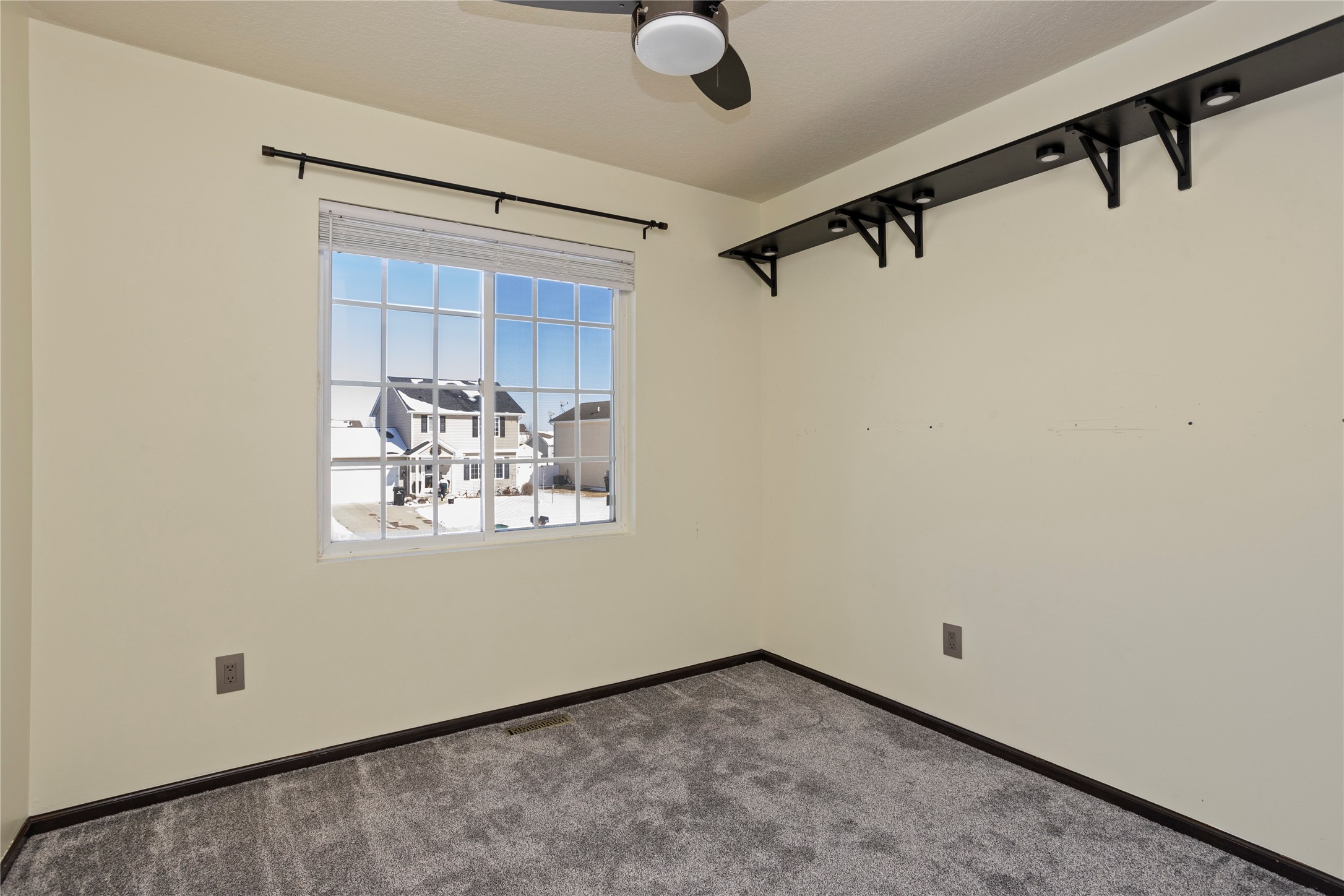 2908 SW Chestnut Drive