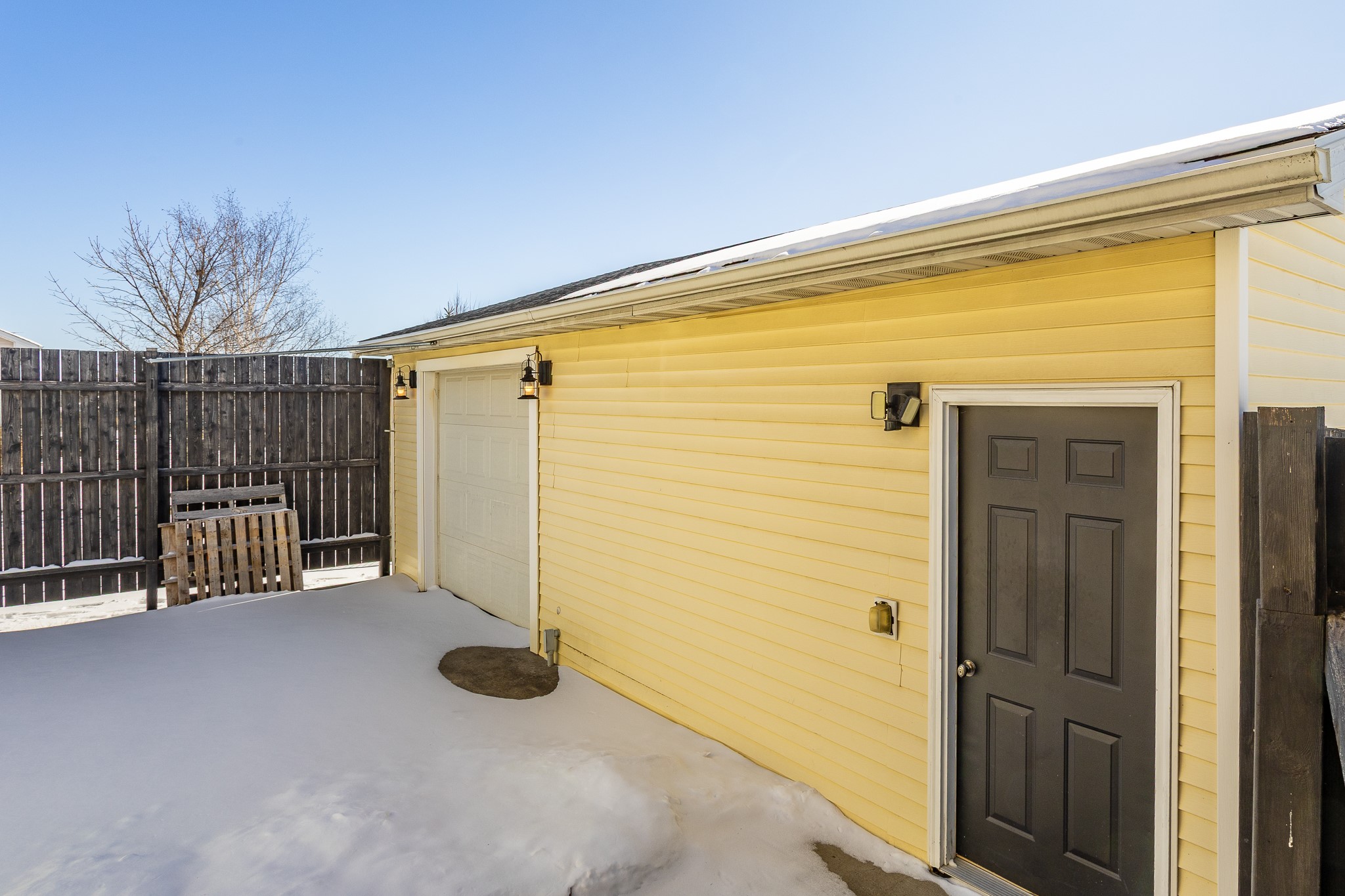 2908 SW Chestnut Drive