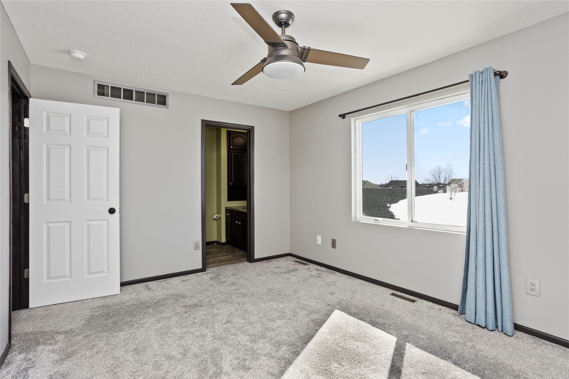 2908 SW Chestnut Drive