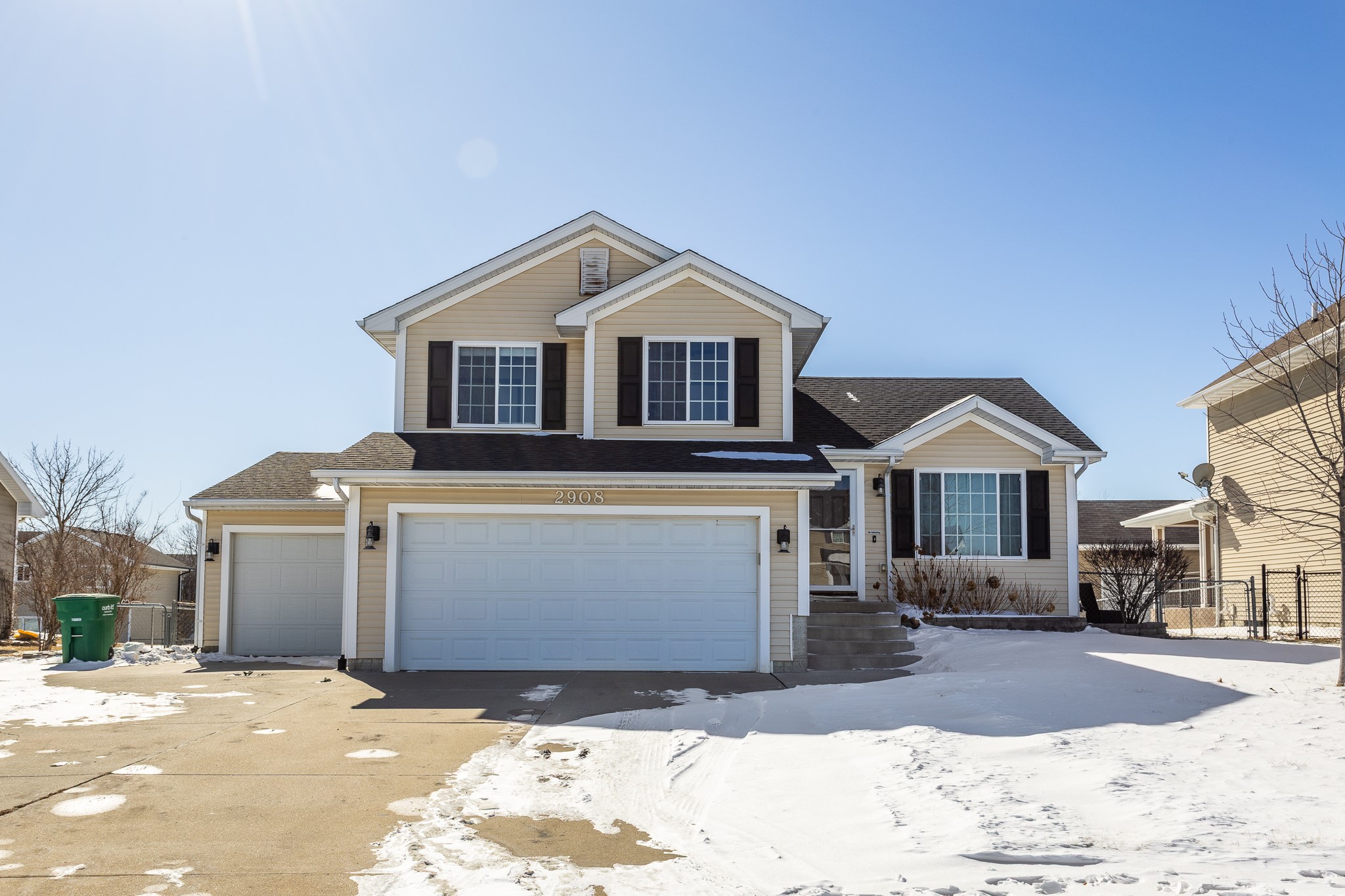 2908 SW Chestnut Drive