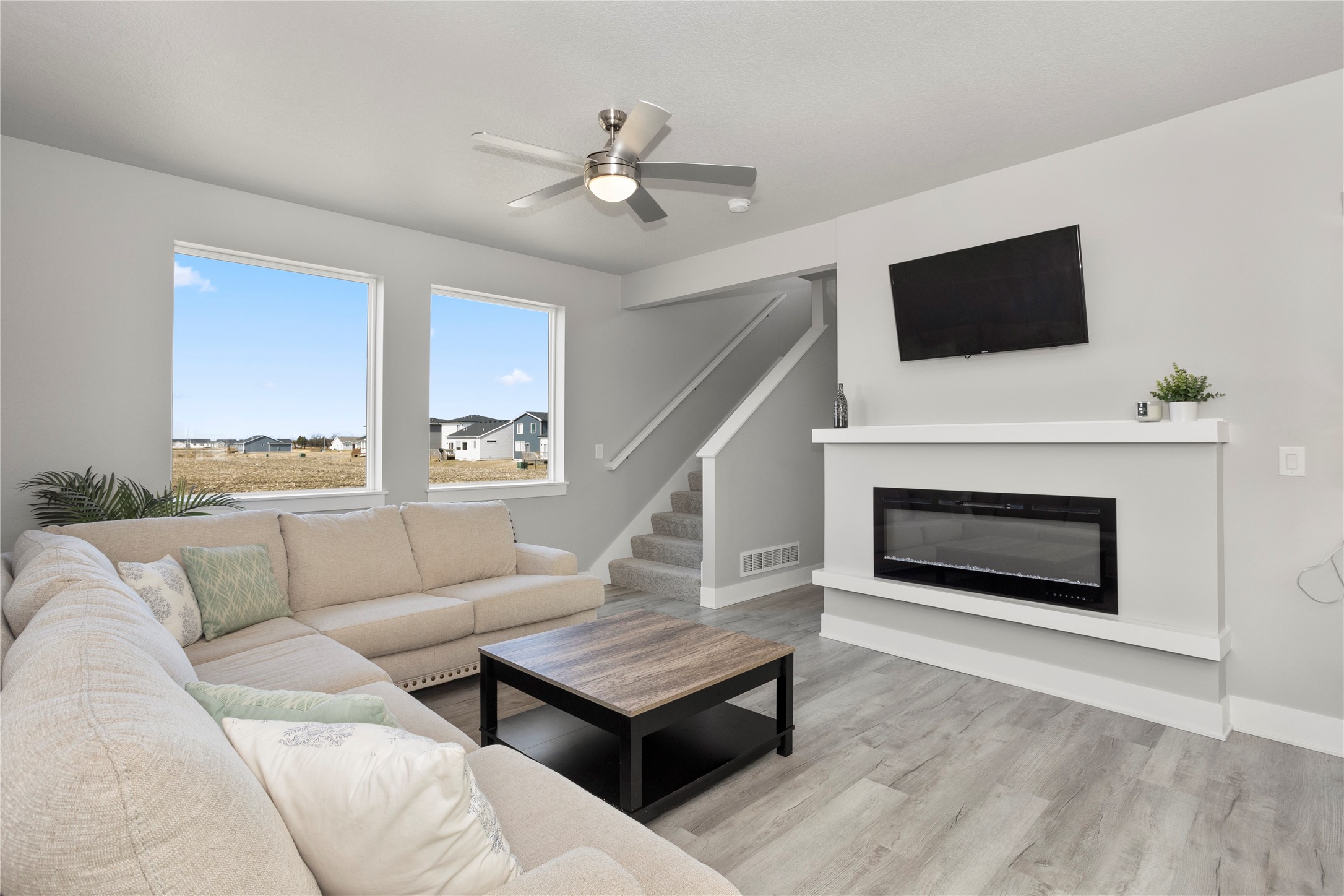 504 NE Whitetail Drive