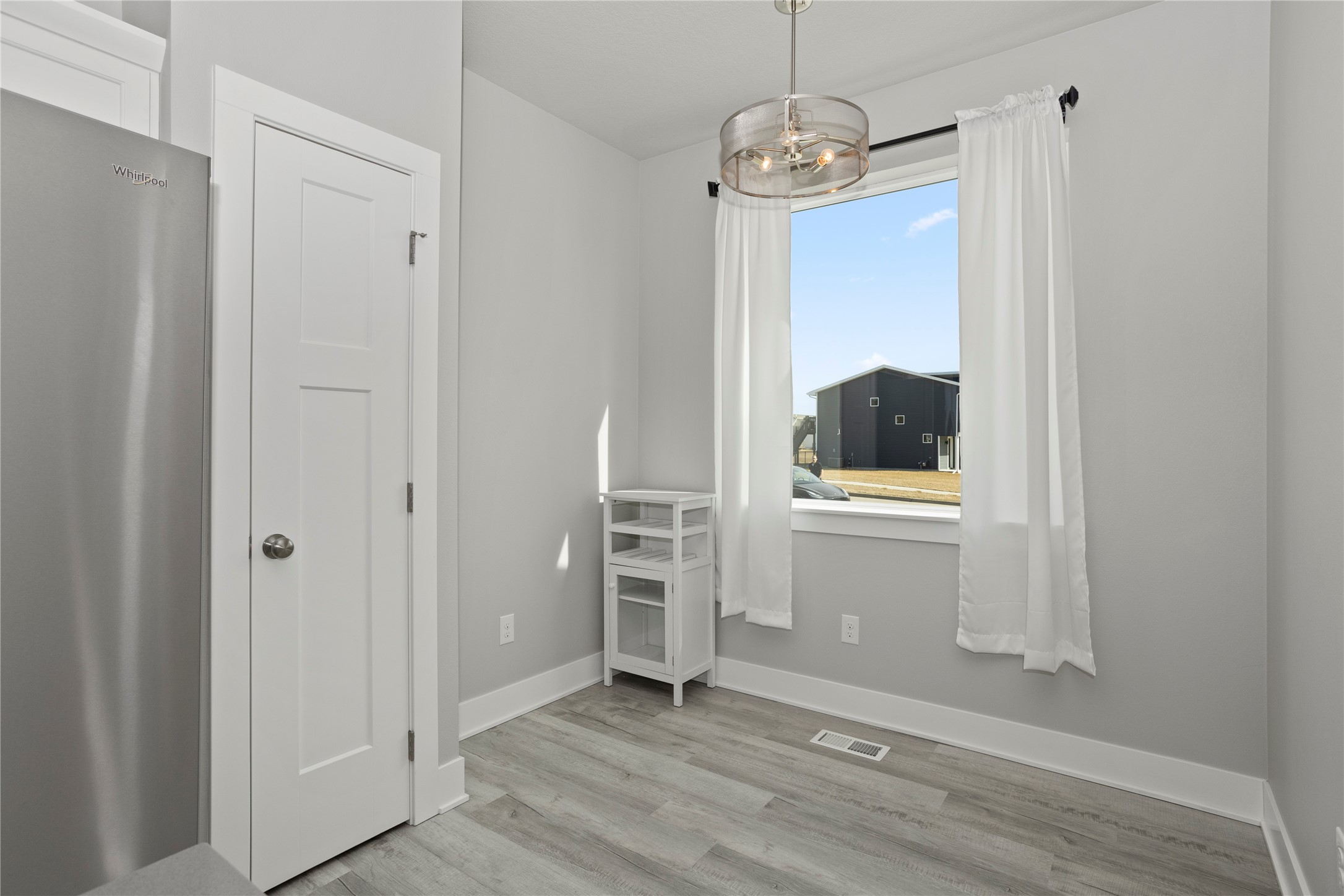 504 NE Whitetail Drive