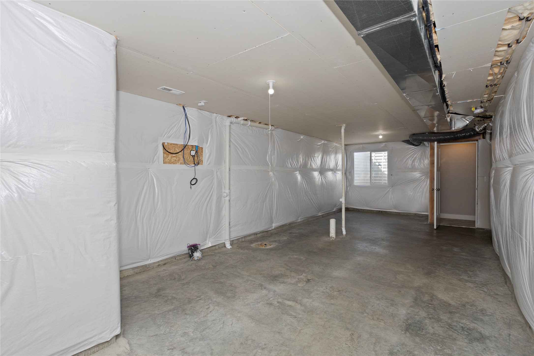 504 NE Whitetail Drive