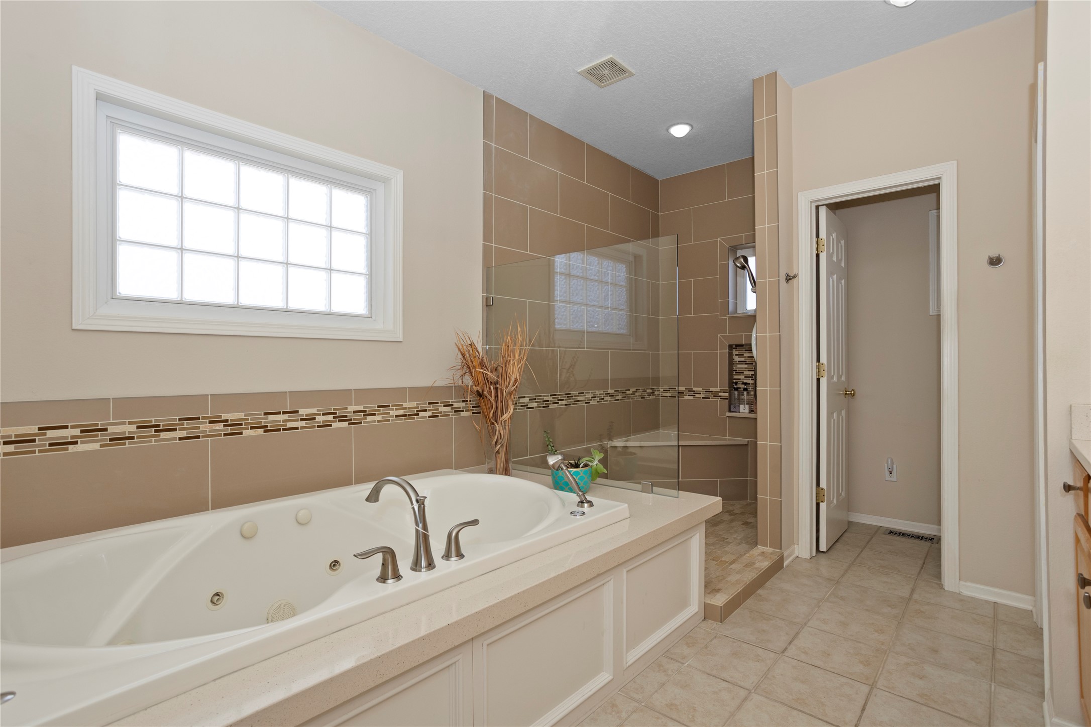 9840 Brookview Drive