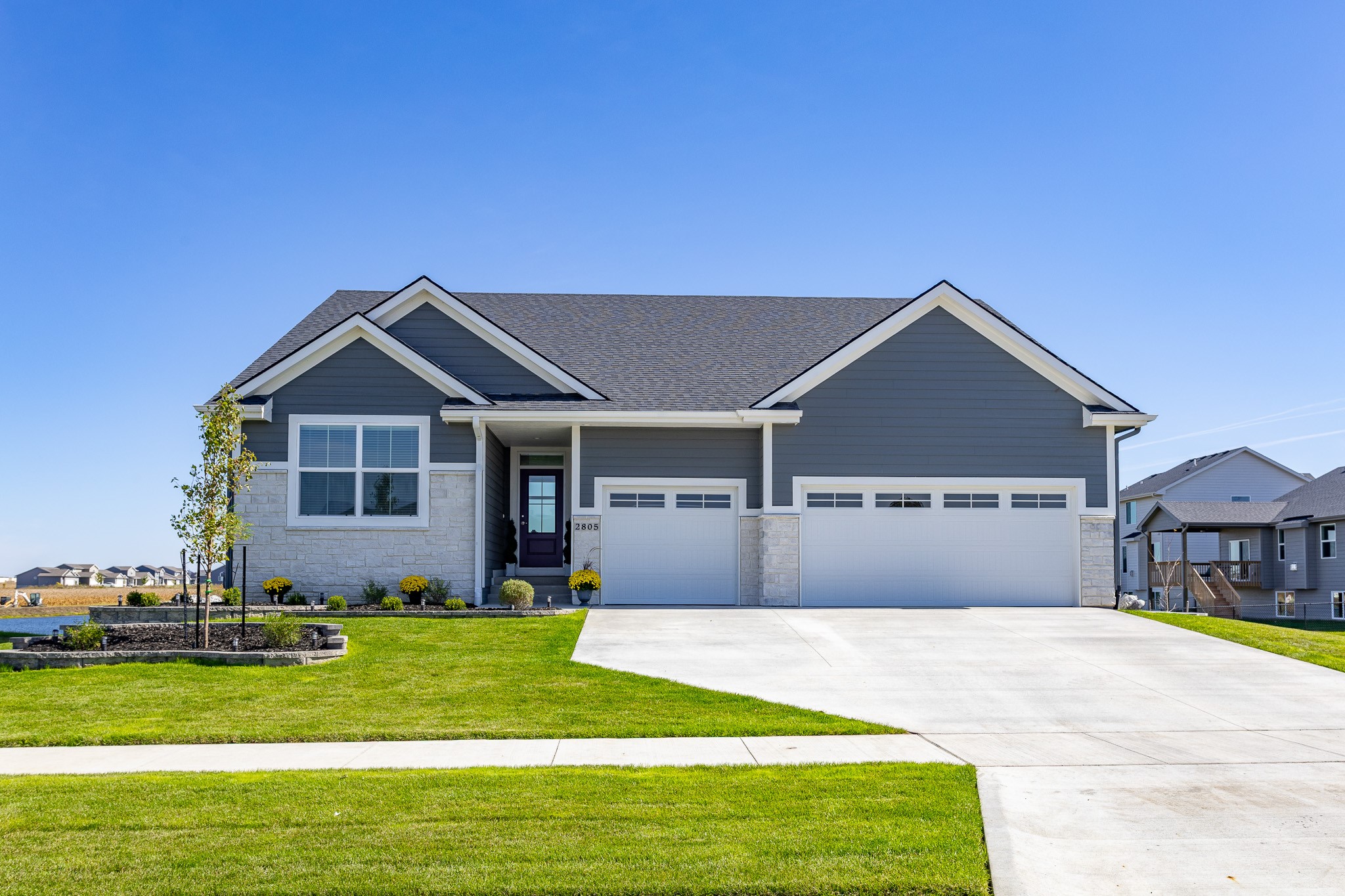 2805 NW Boulder Point Place