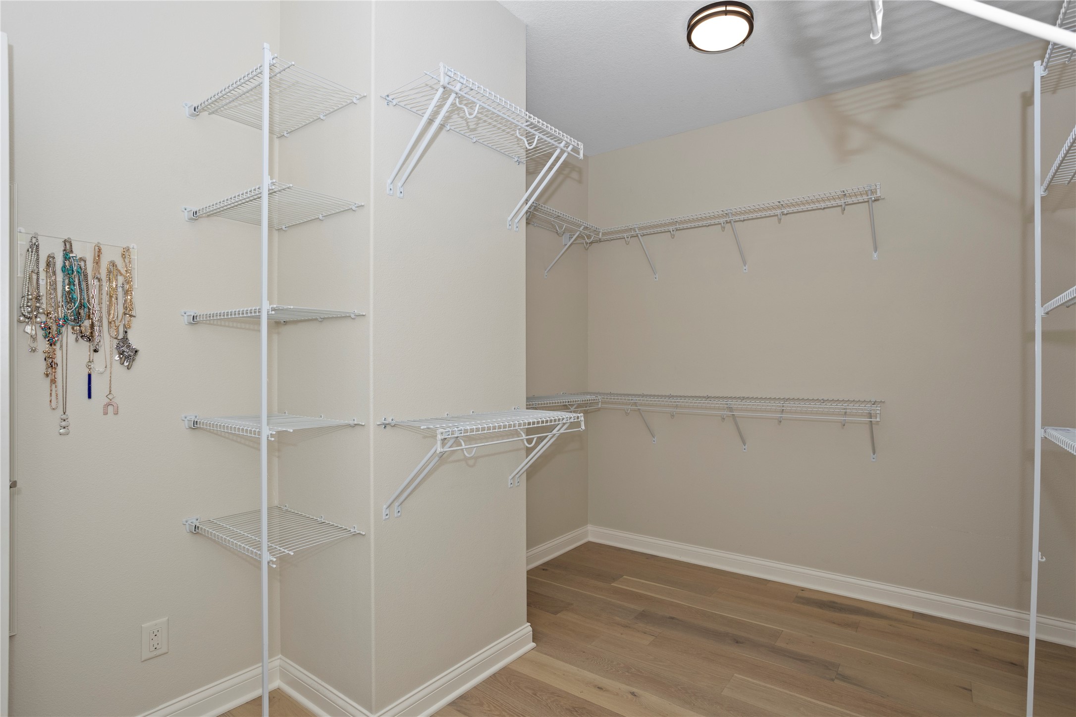 9285 Sugar Creek Circle