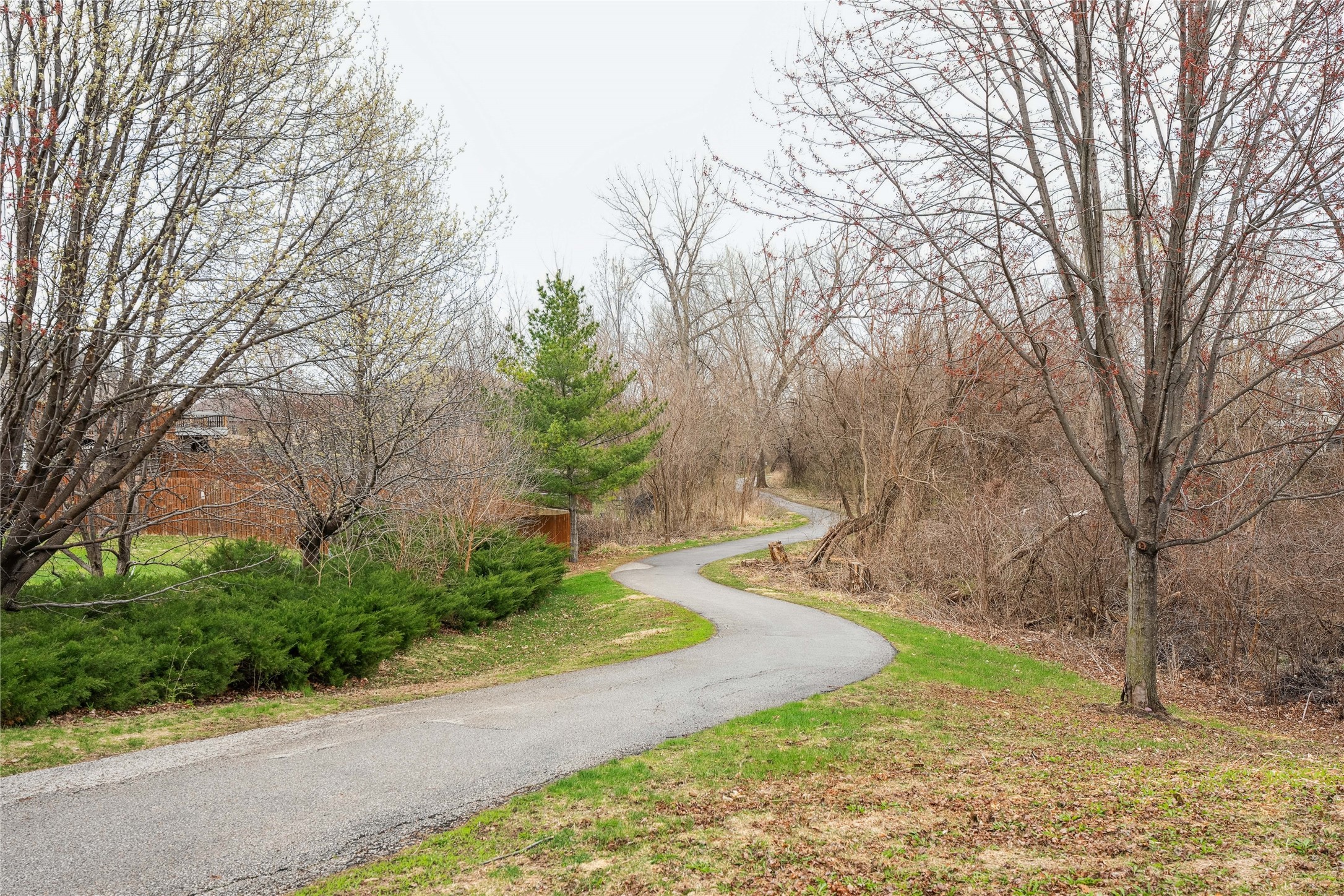 4465 Meadow Valley Drive