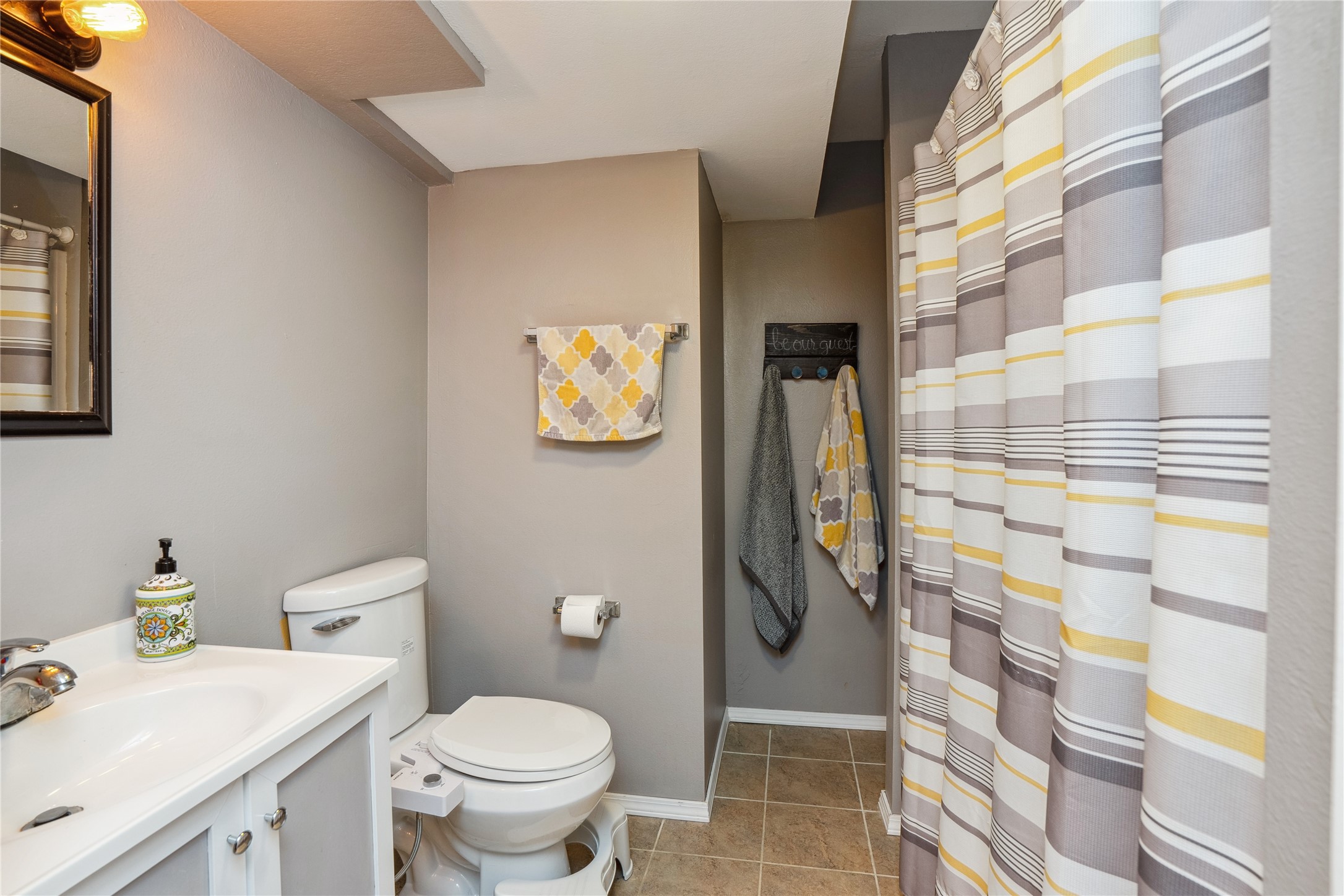 4465 Meadow Valley Drive