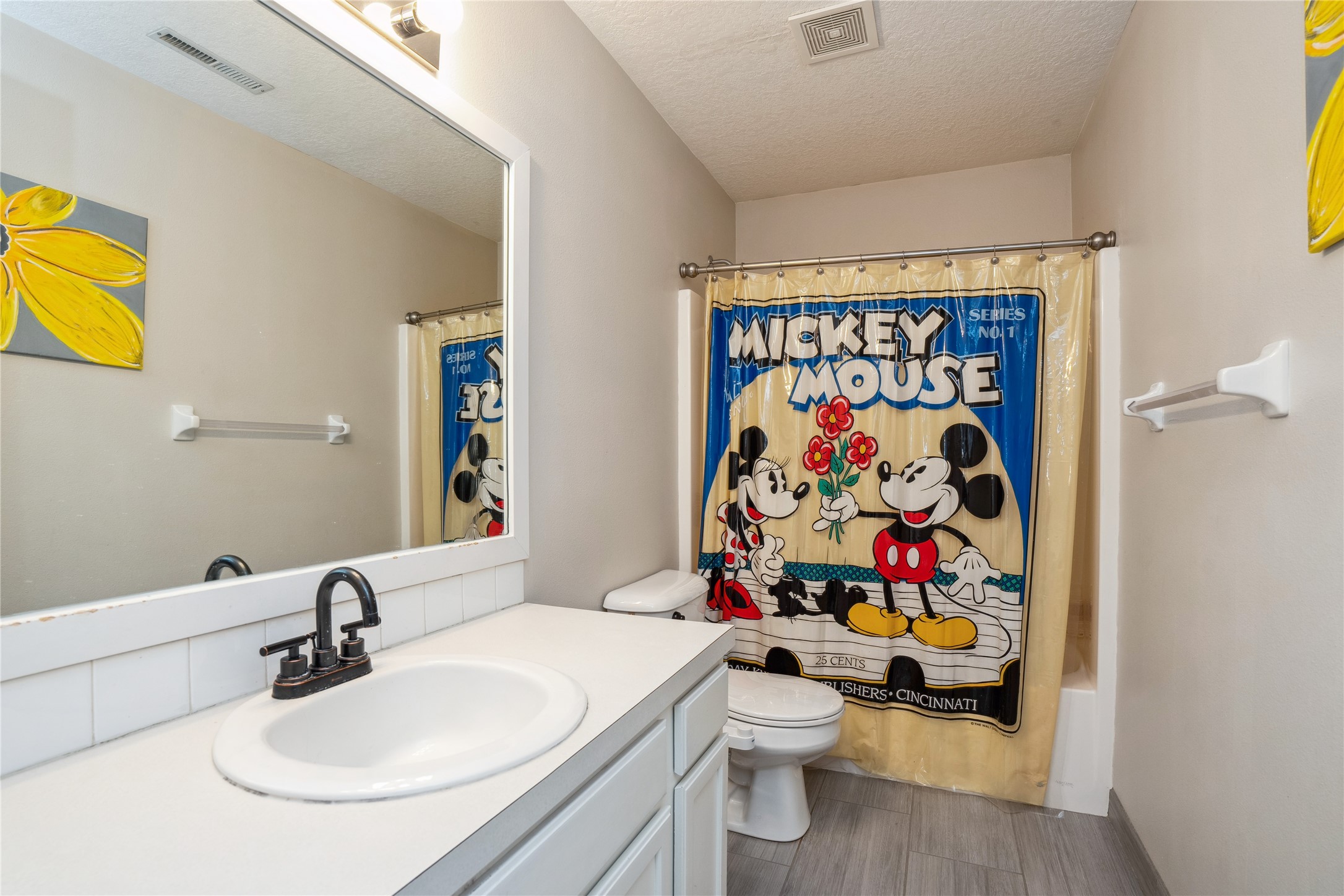 4465 Meadow Valley Drive