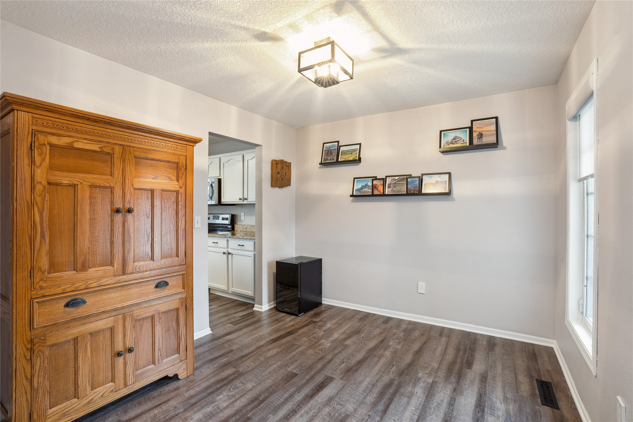 4465 Meadow Valley Drive