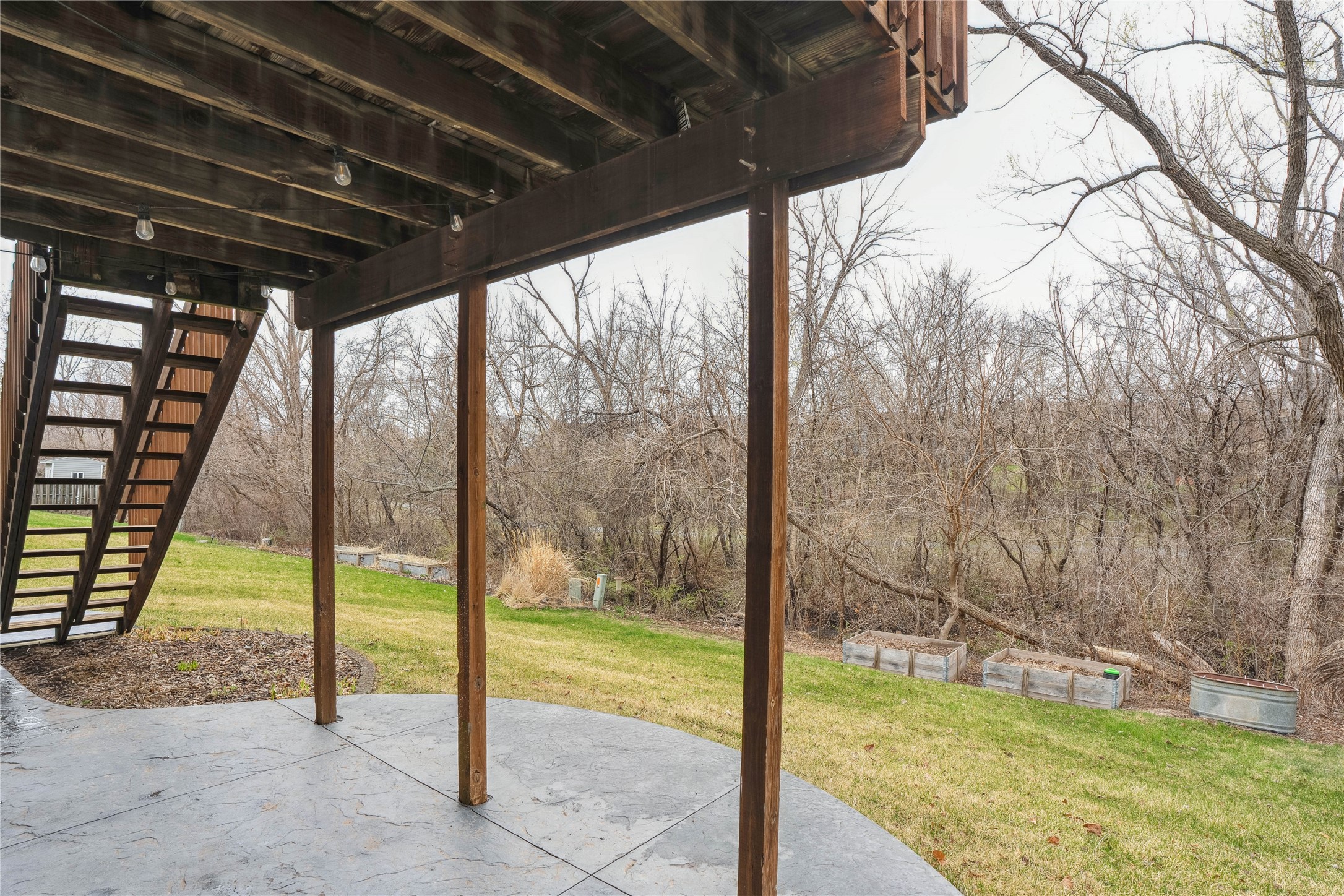 4465 Meadow Valley Drive