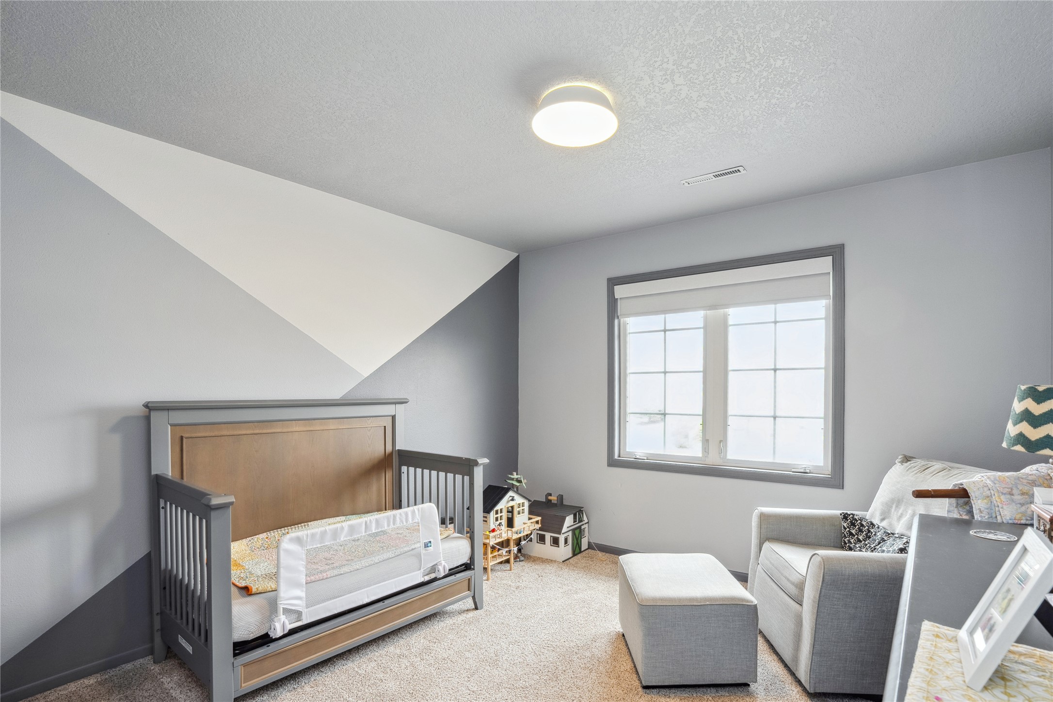 4465 Meadow Valley Drive