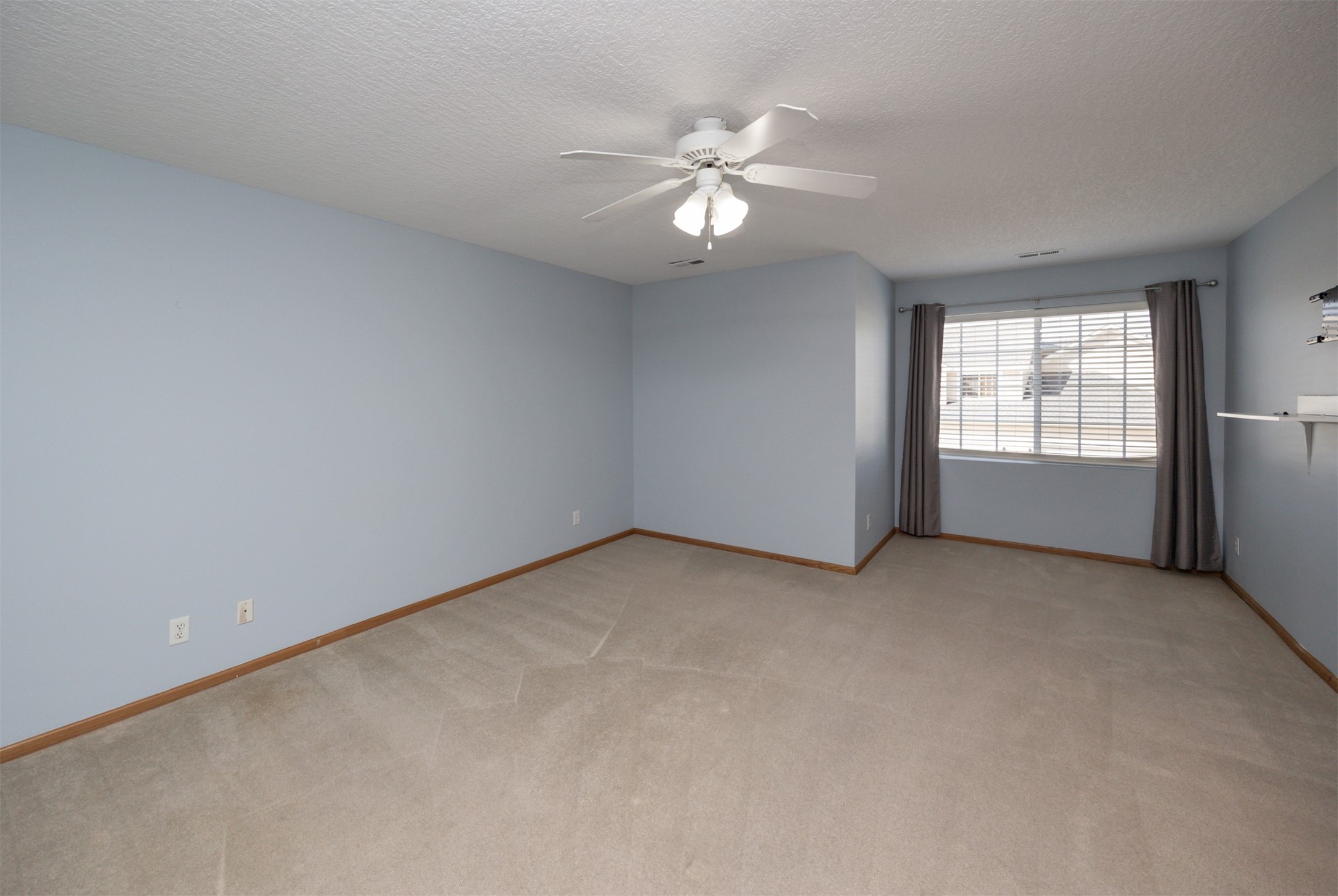 687 SE Williams Court