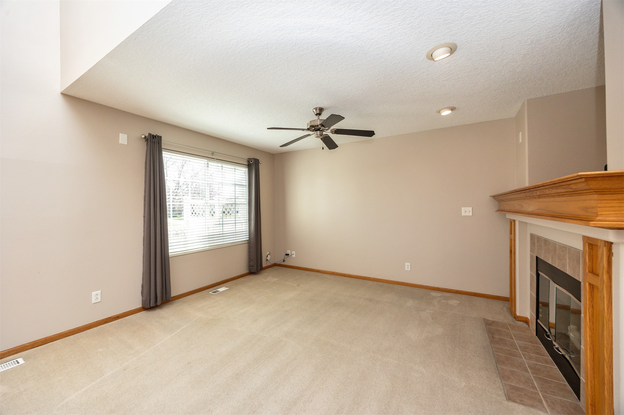 687 SE Williams Court