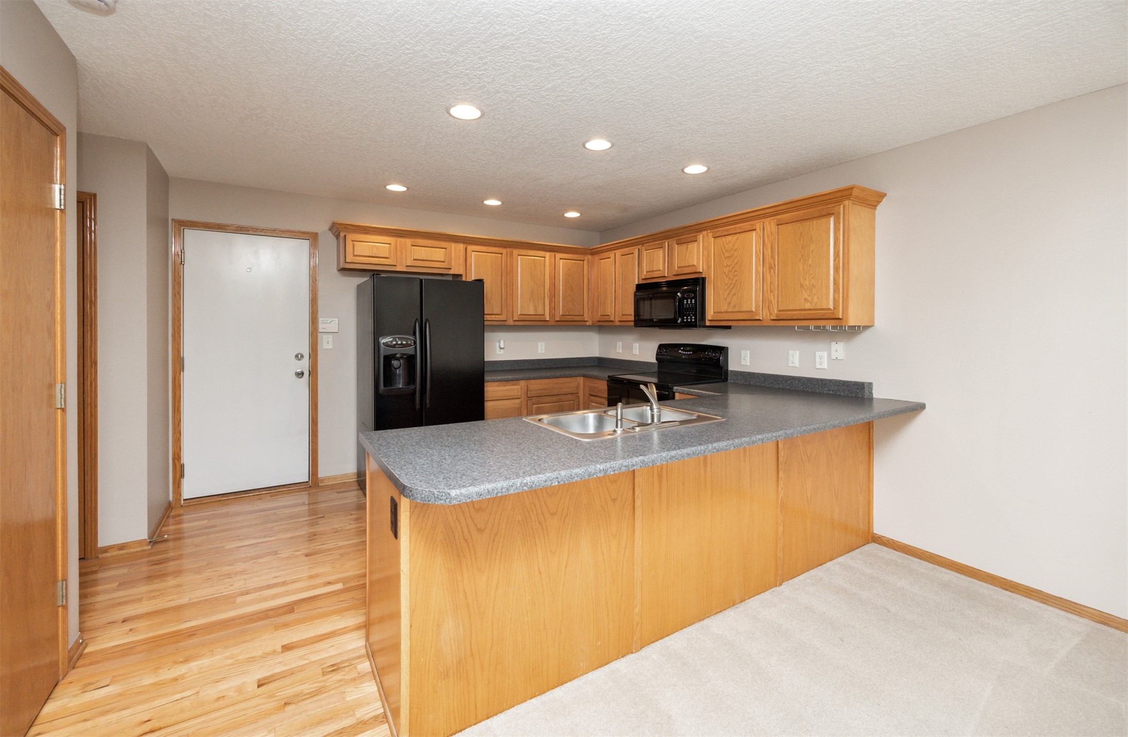 687 SE Williams Court