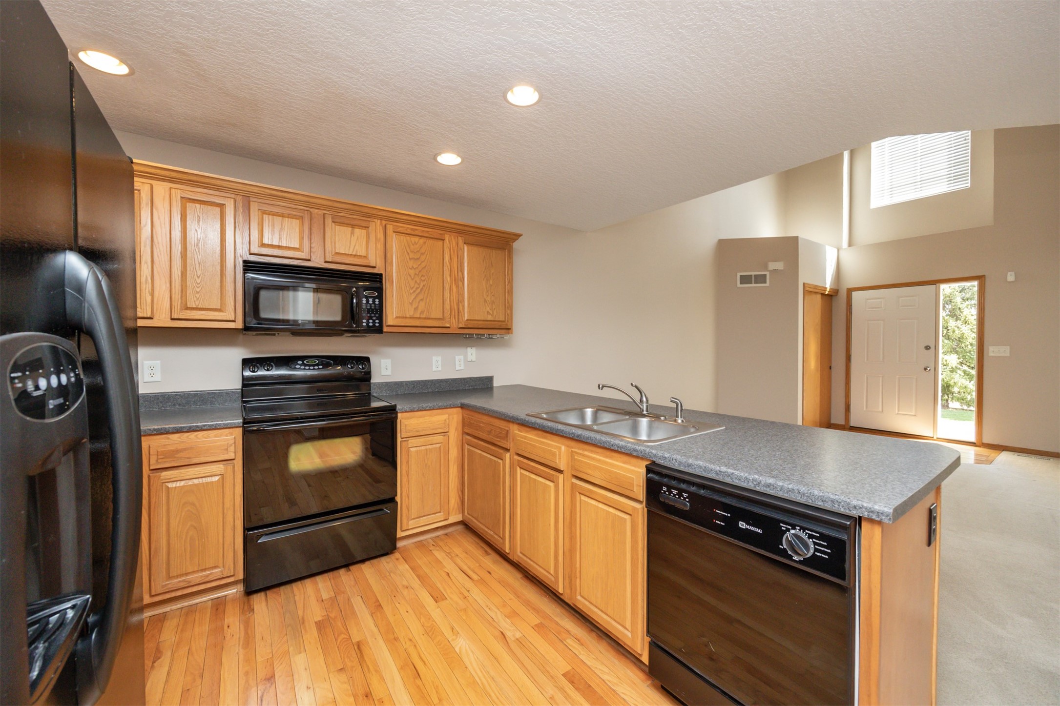 687 SE Williams Court