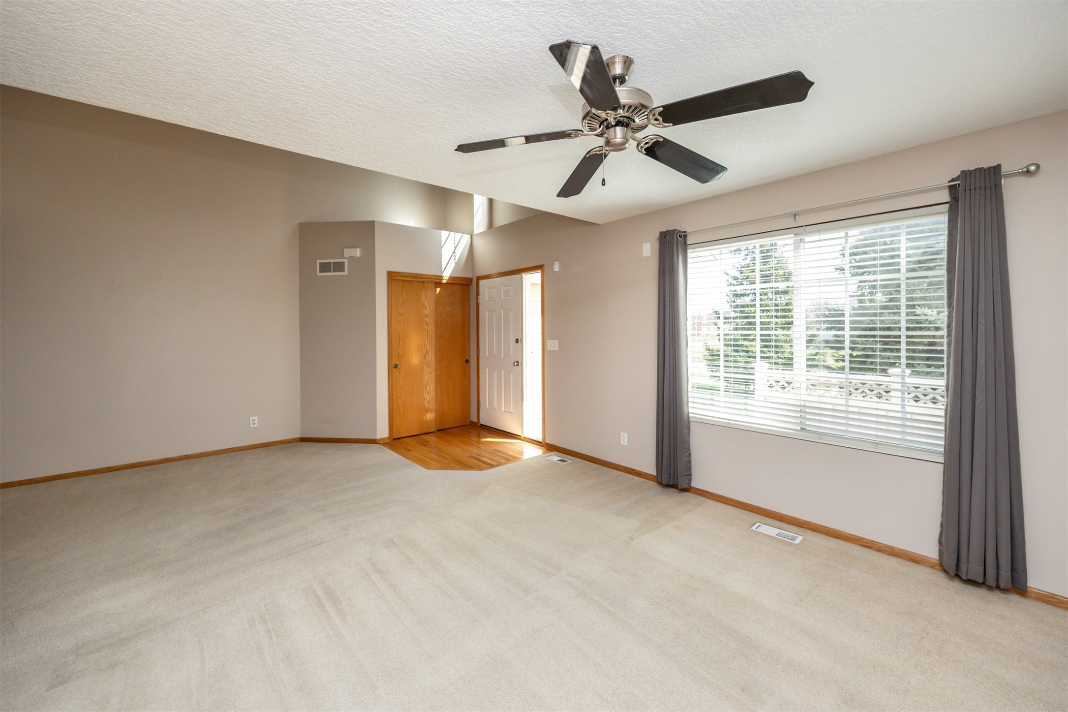 687 SE Williams Court