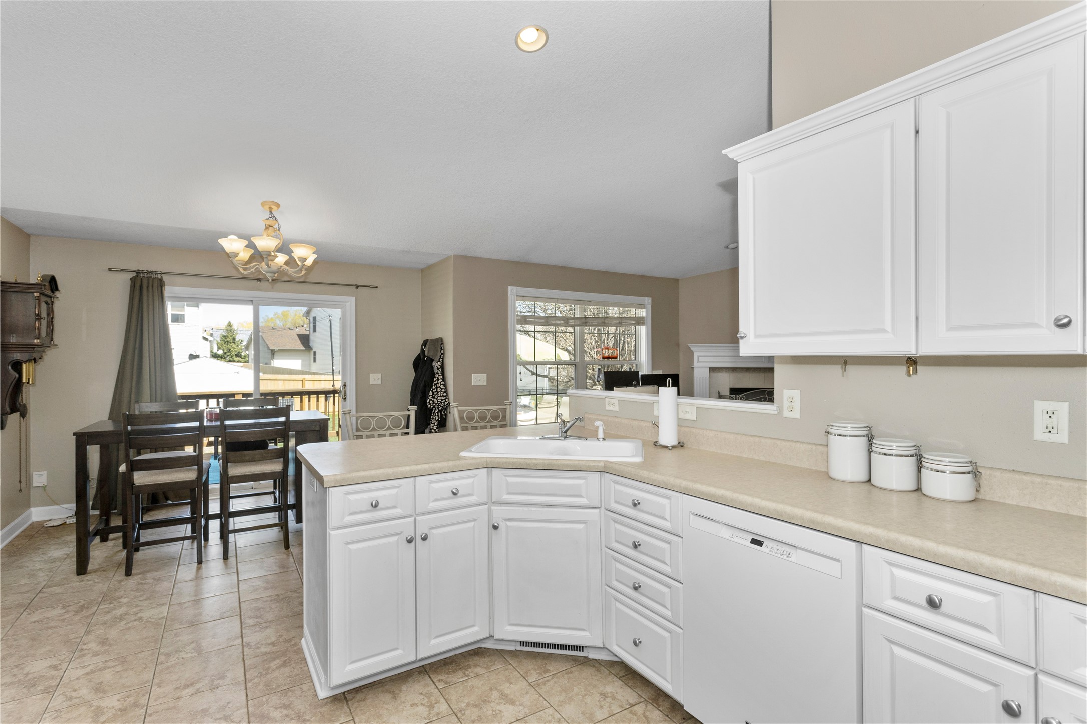 12311 Tanglewood Drive