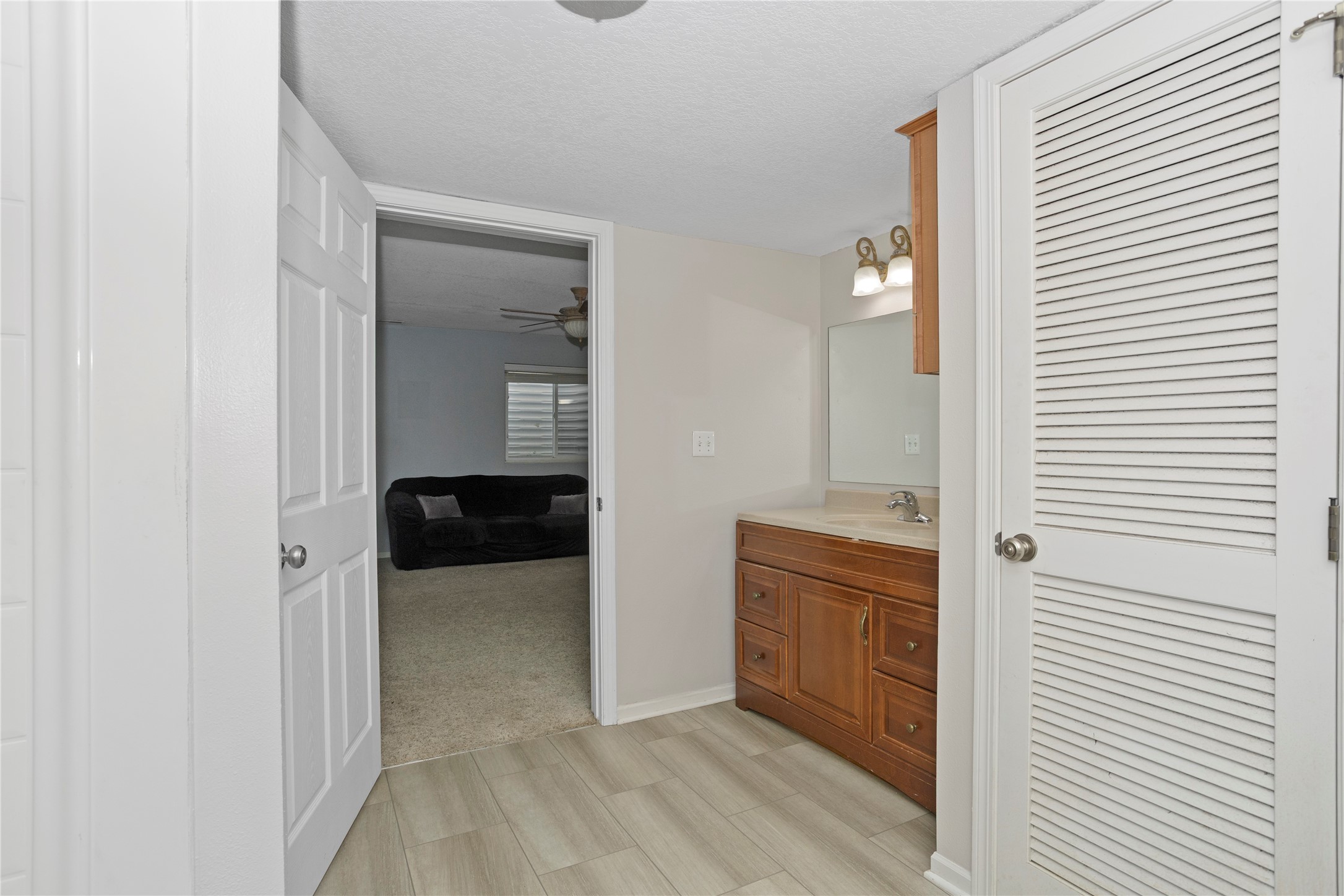 12311 Tanglewood Drive