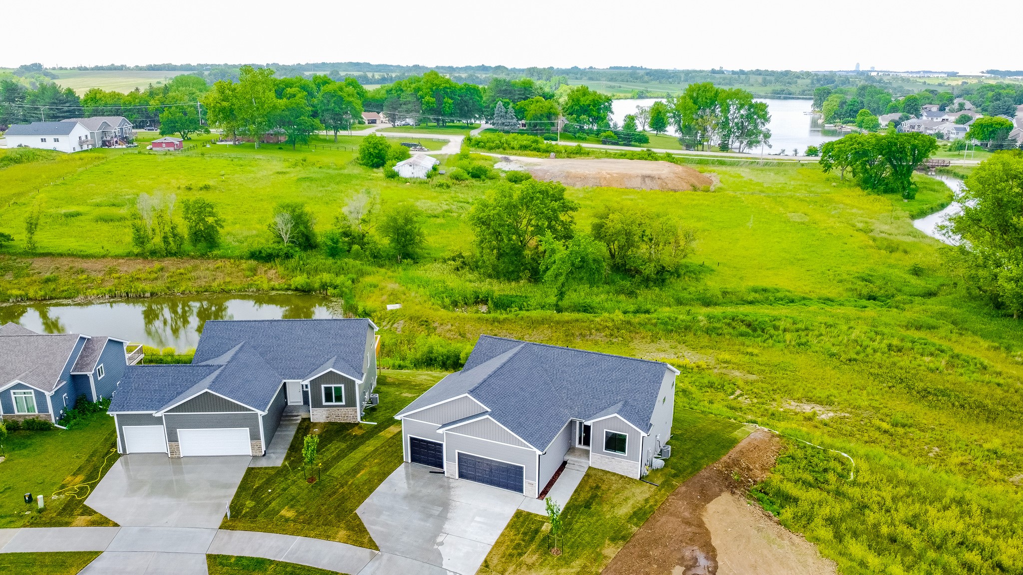 2908 Prairieside Place