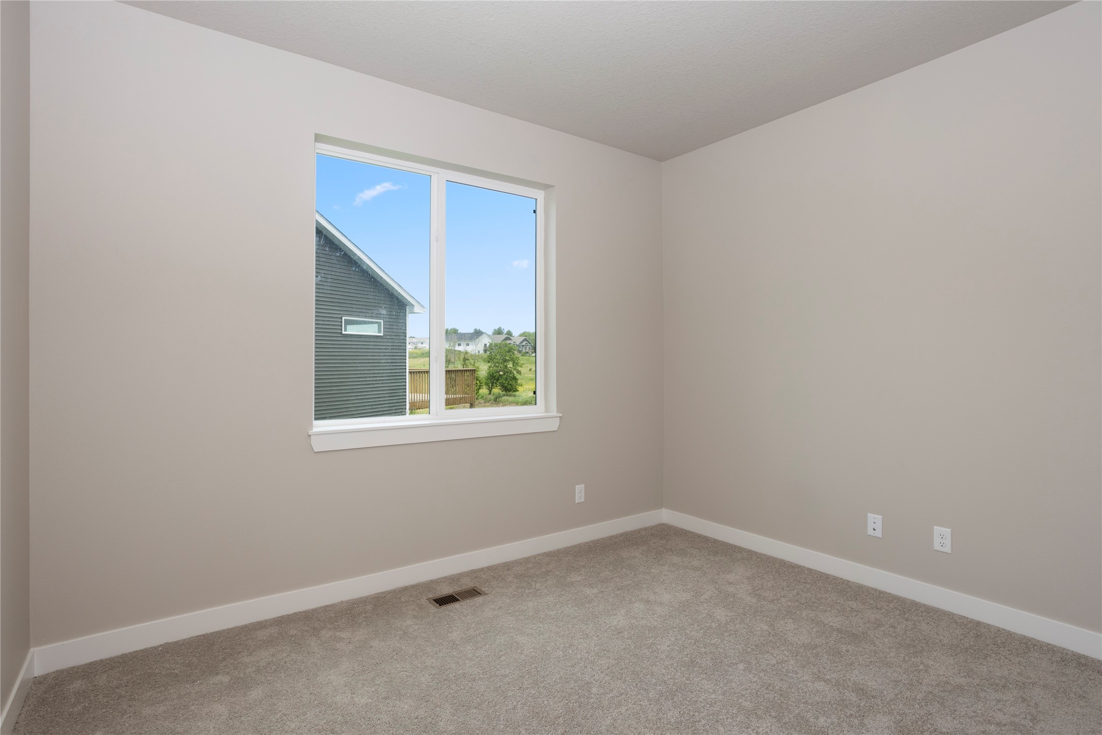 2908 Prairieside Place