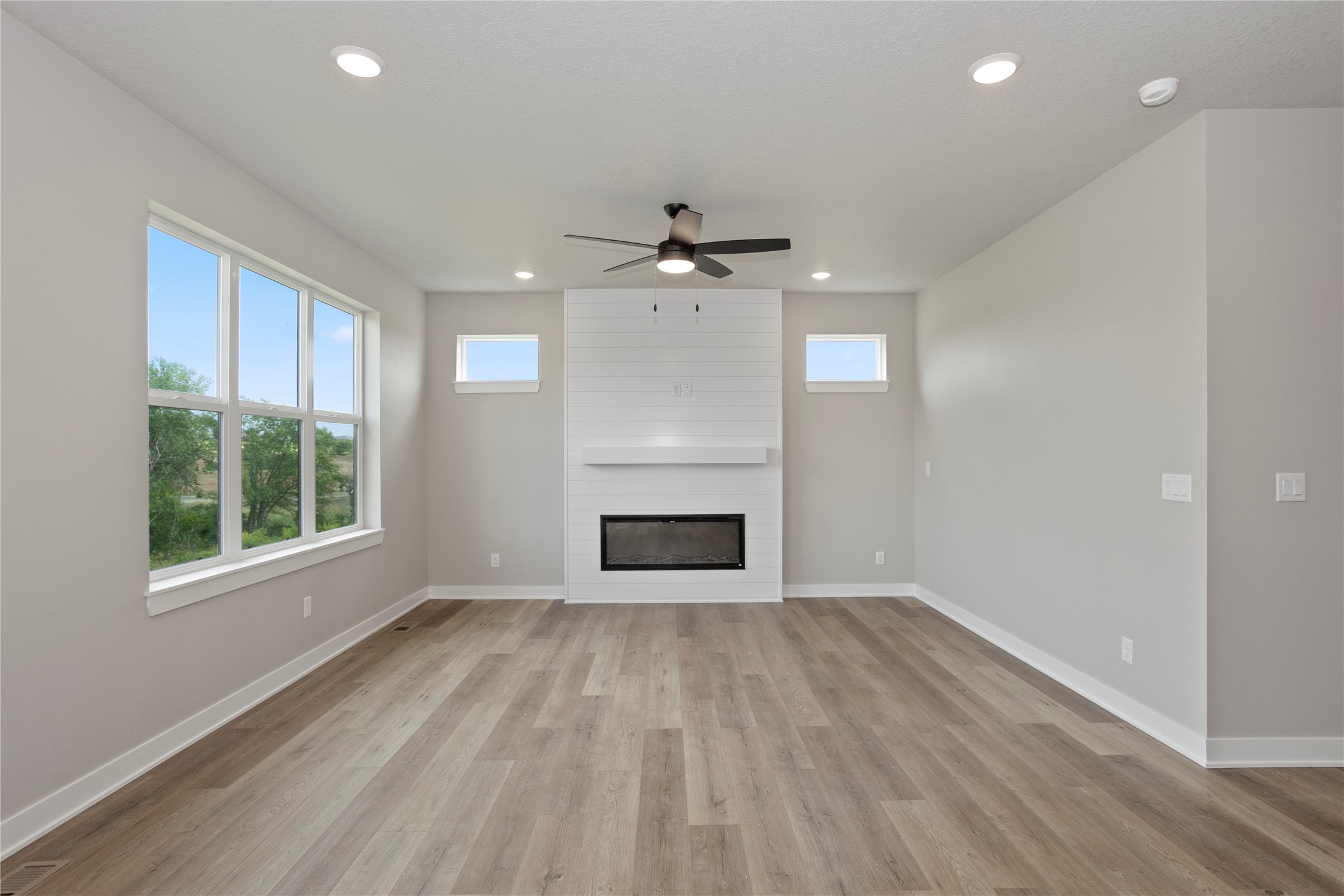 2908 Prairieside Place