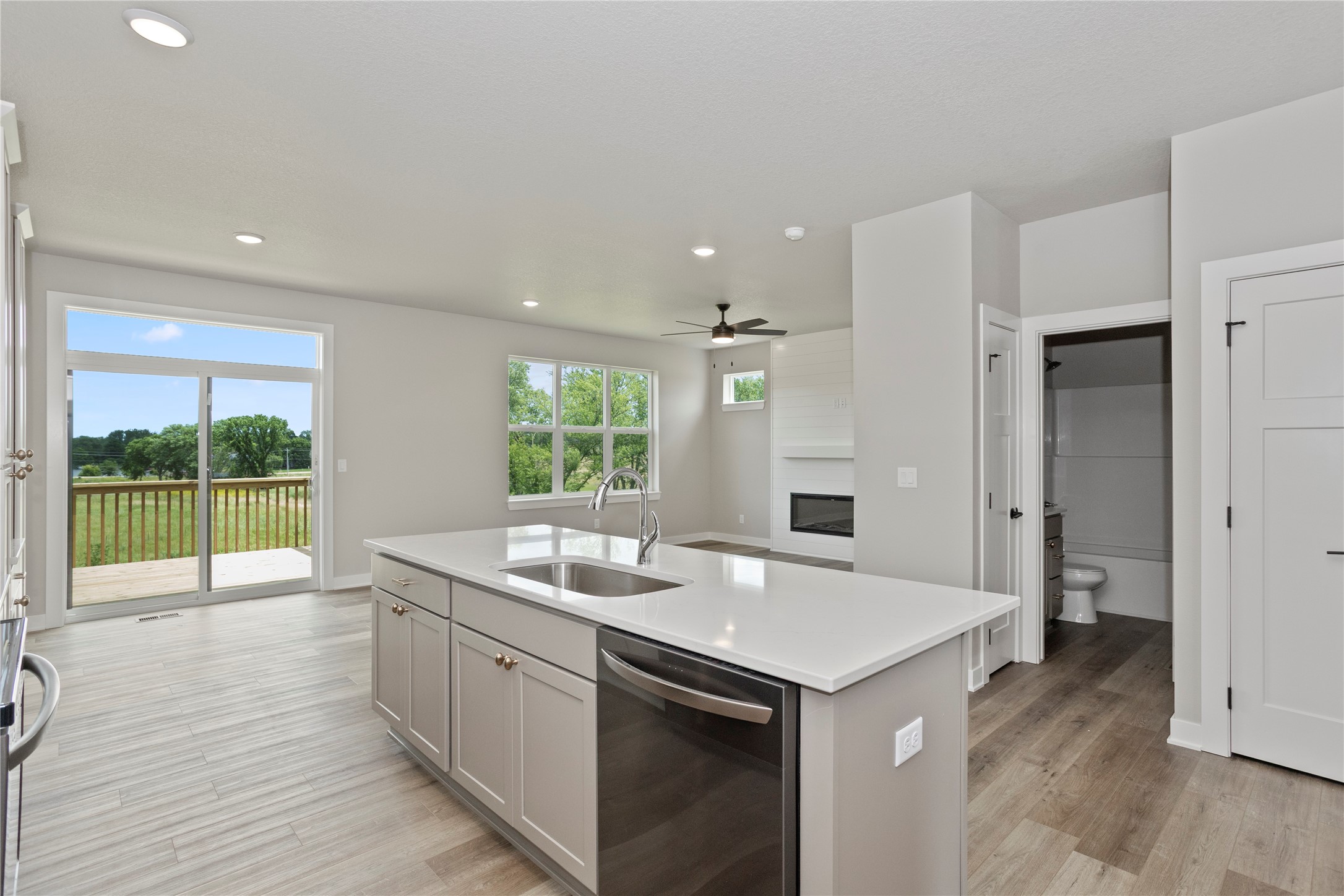 2908 Prairieside Place