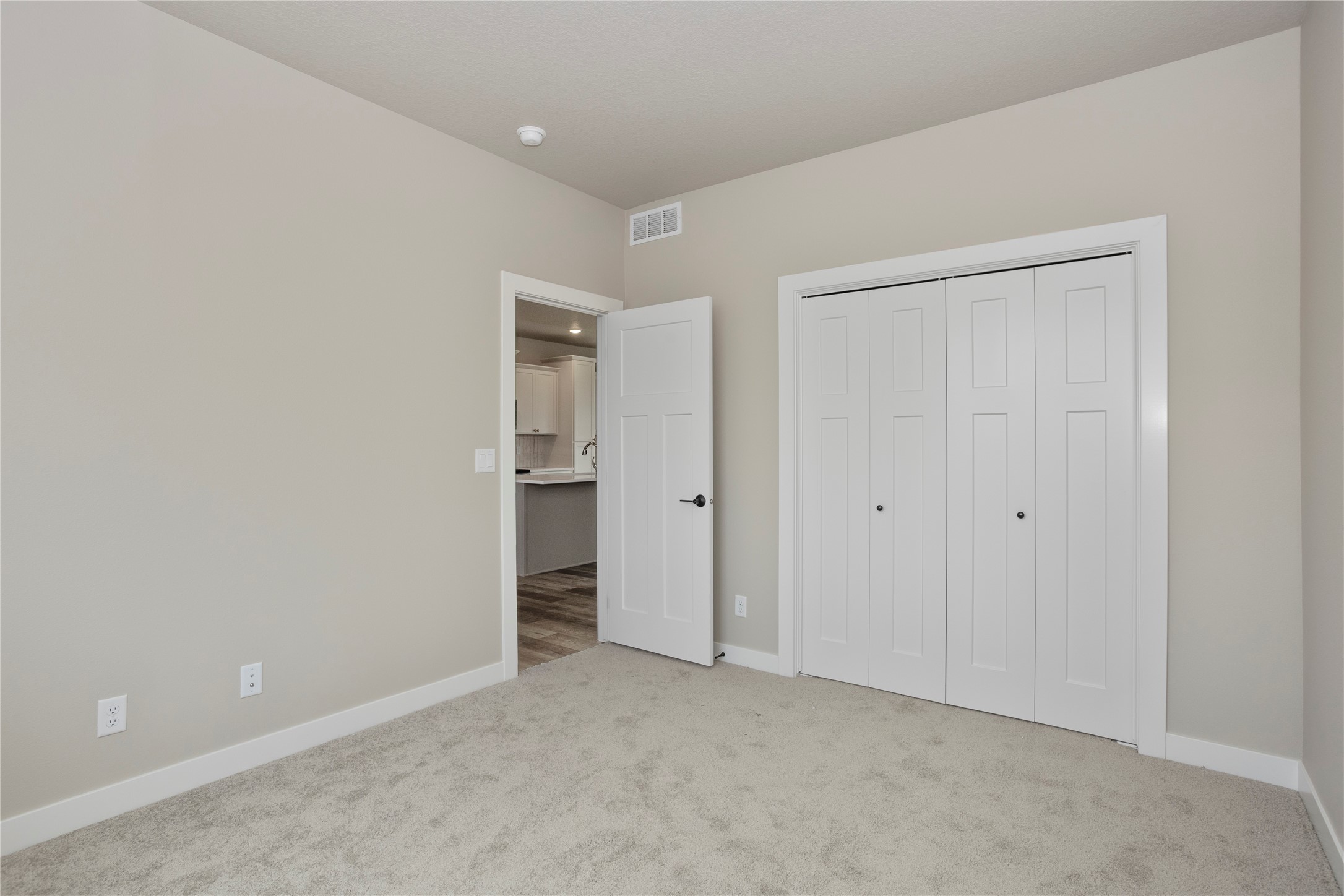 2908 Prairieside Place