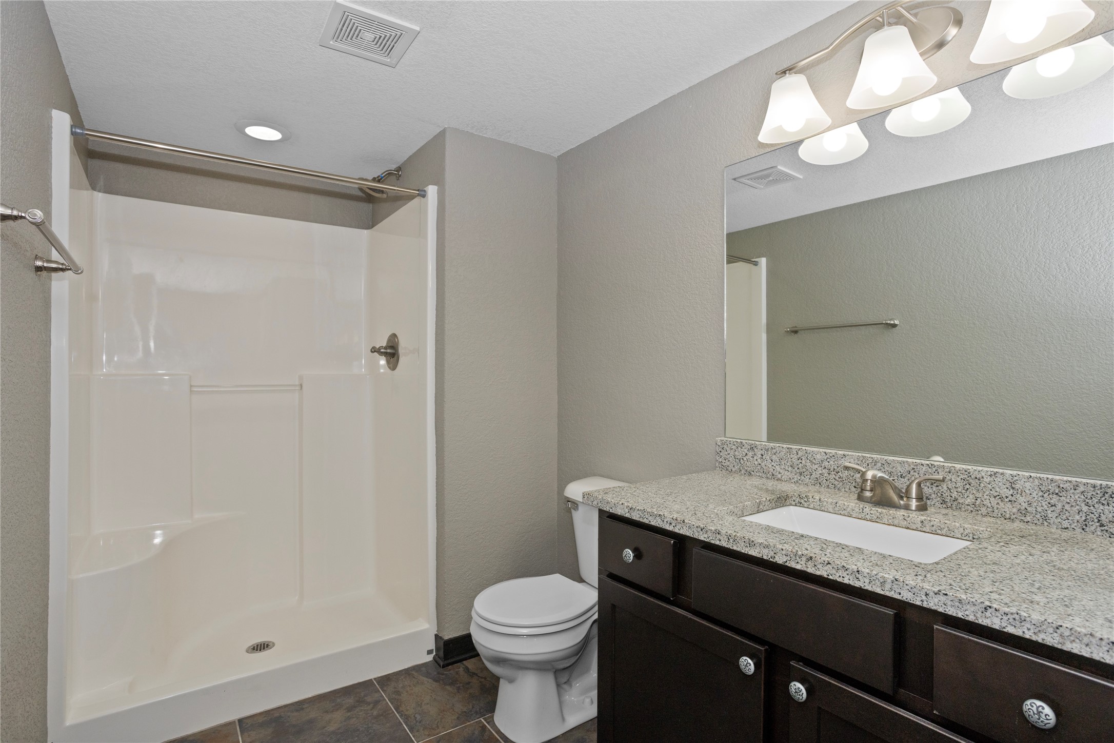 805 NE Traverse Drive