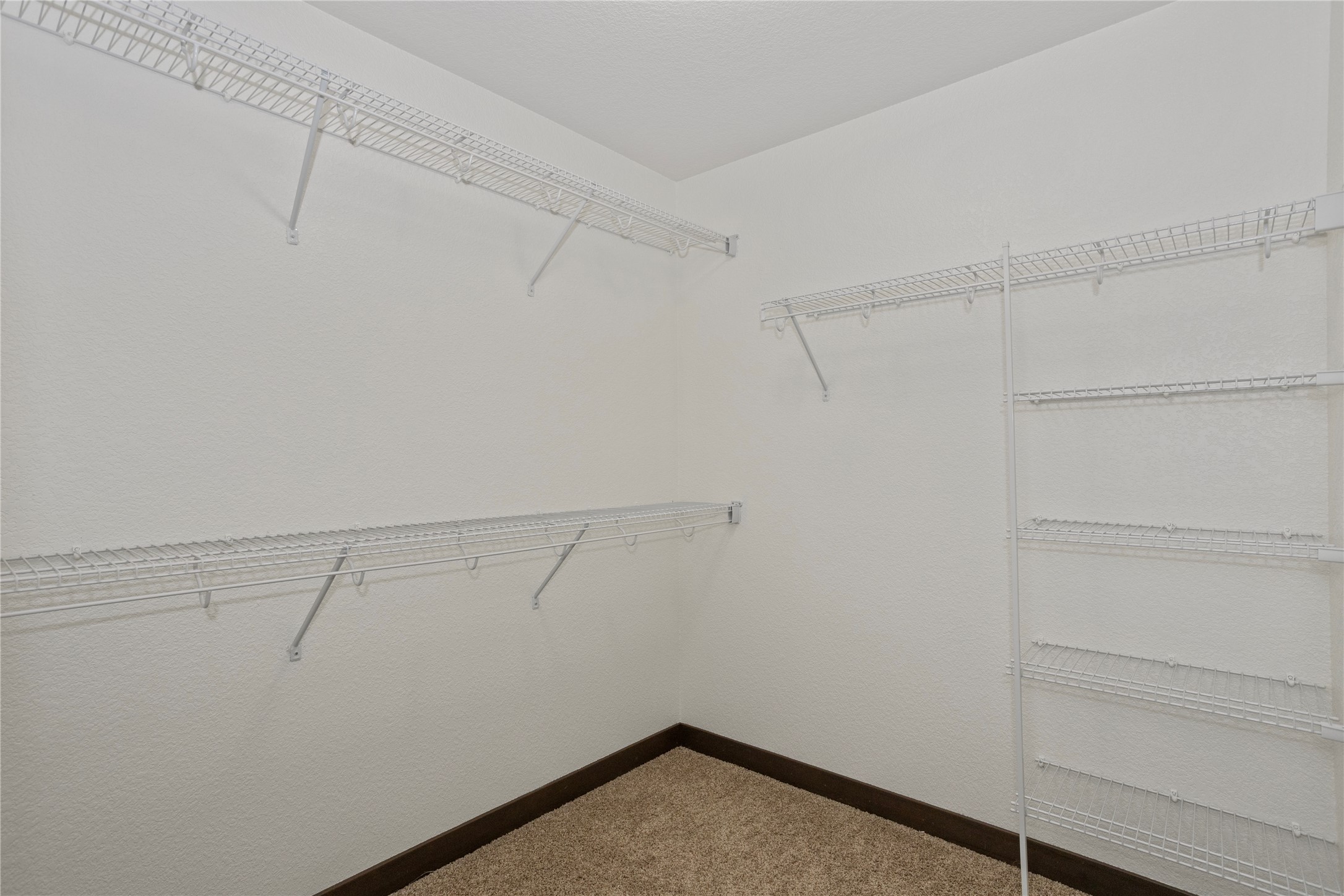 805 NE Traverse Drive