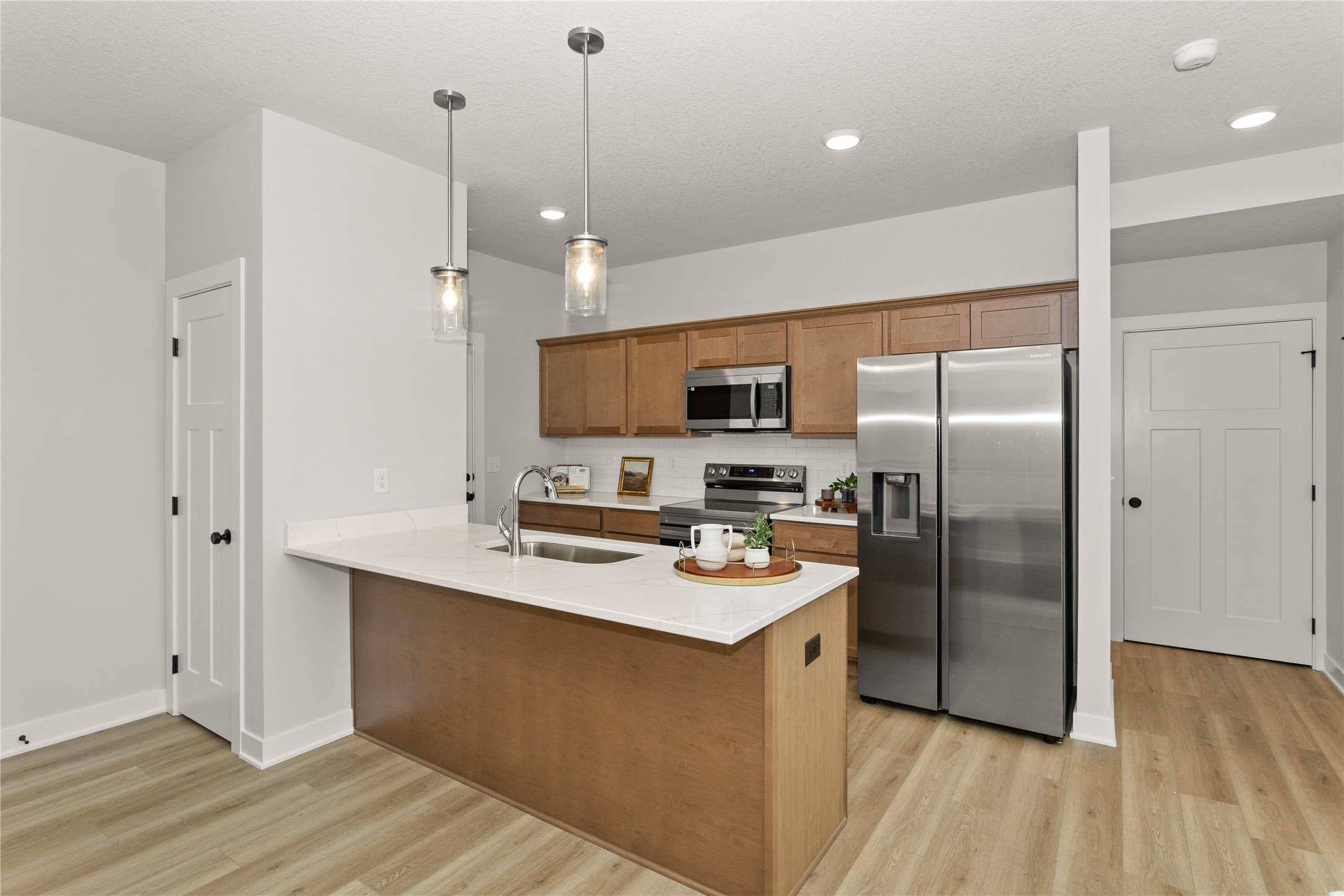 802 Campusside Place