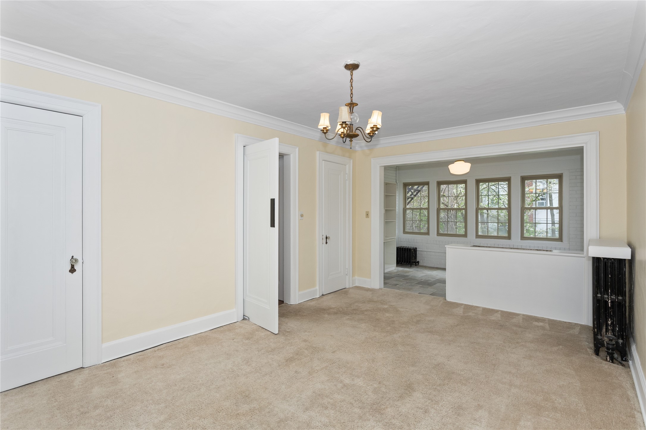 5502 Ingersoll Avenue