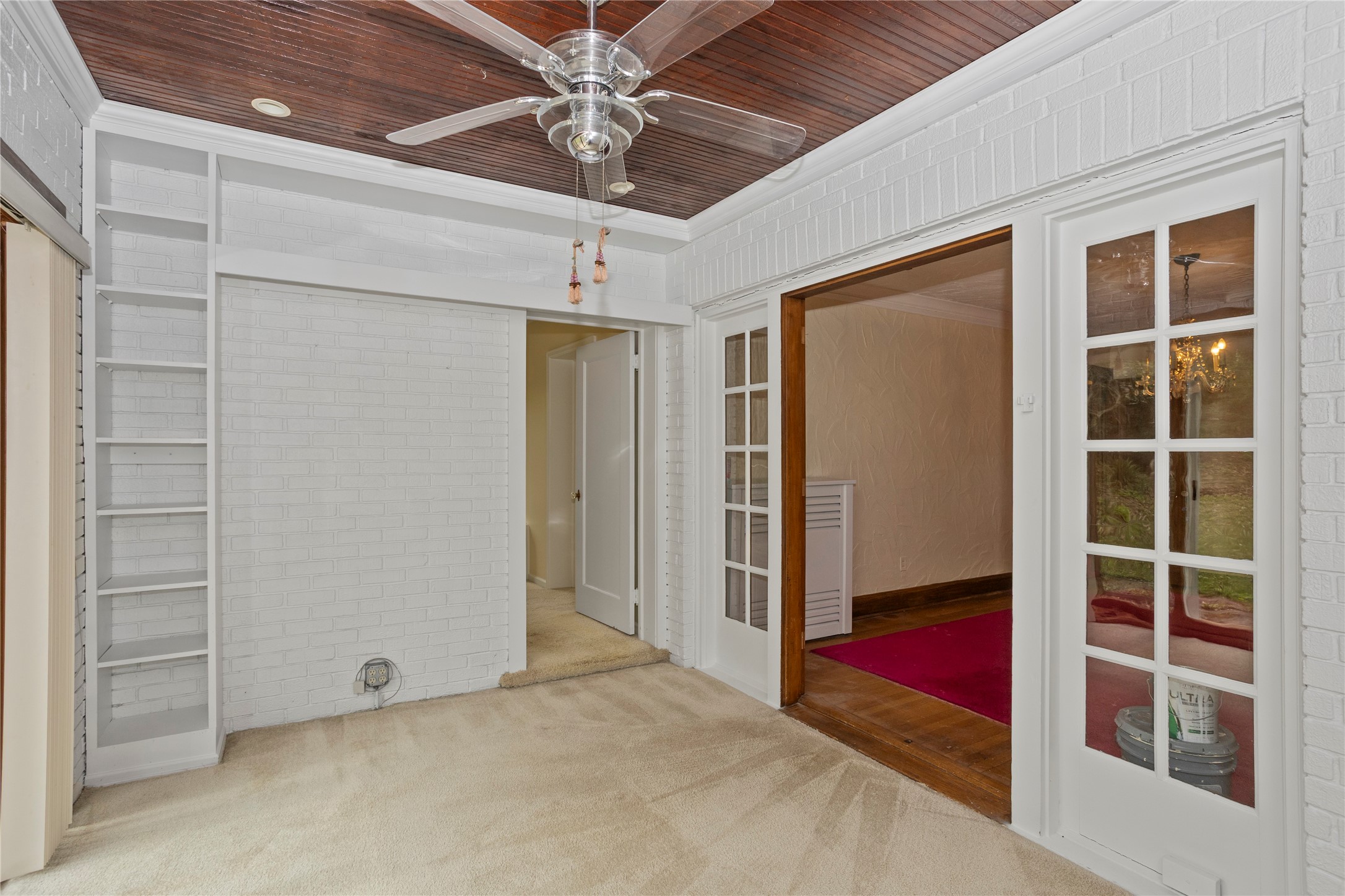 5502 Ingersoll Avenue