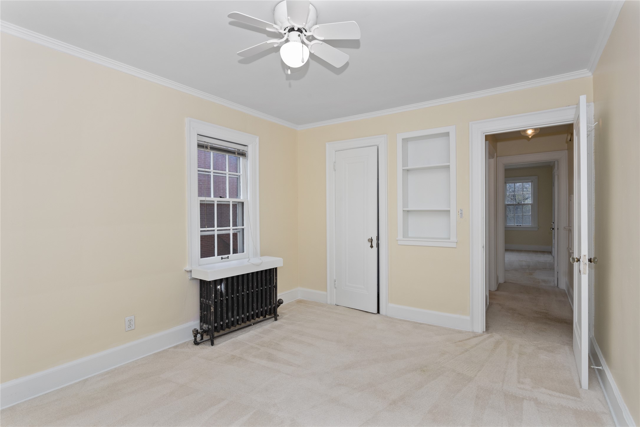 5502 Ingersoll Avenue