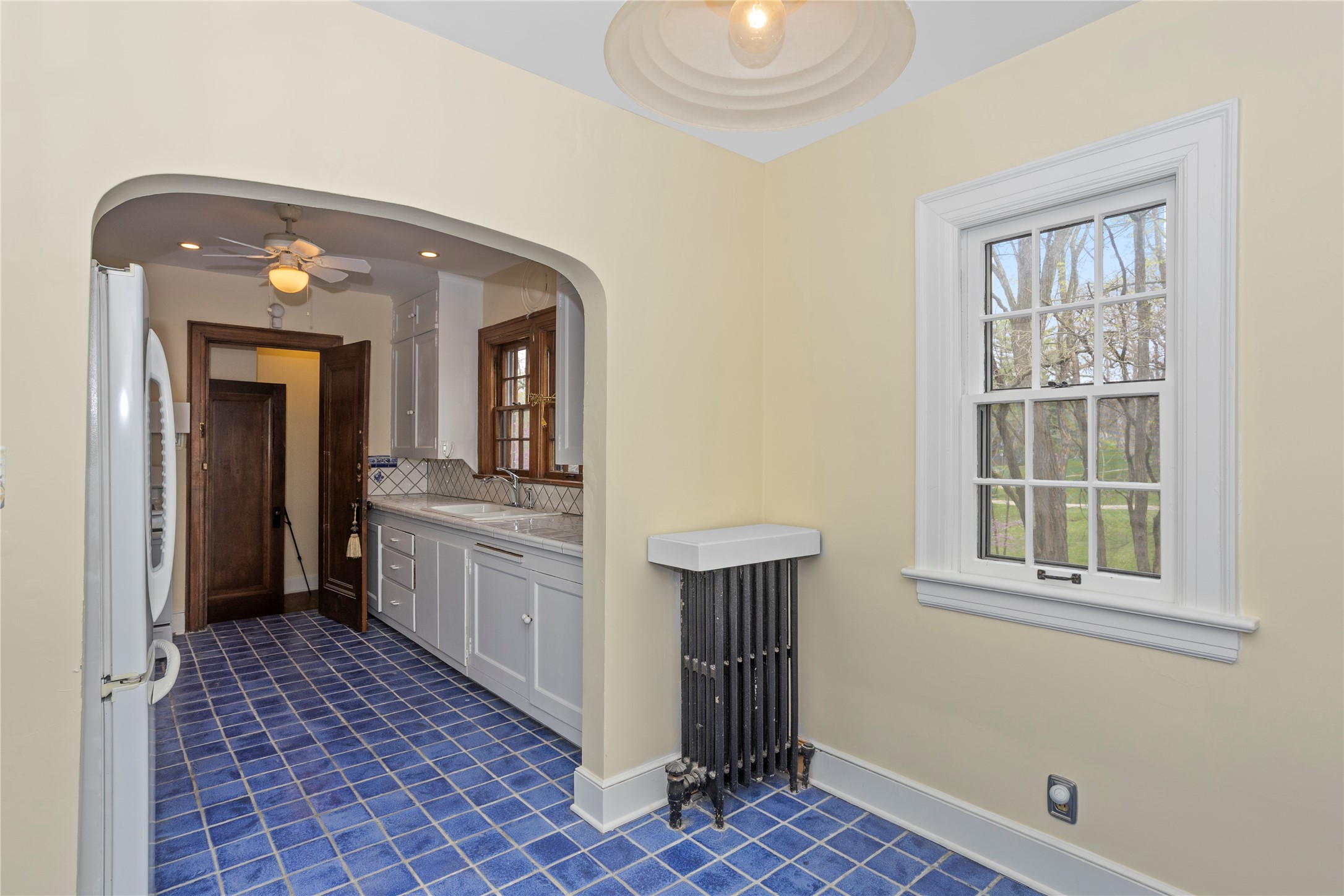 5502 Ingersoll Avenue