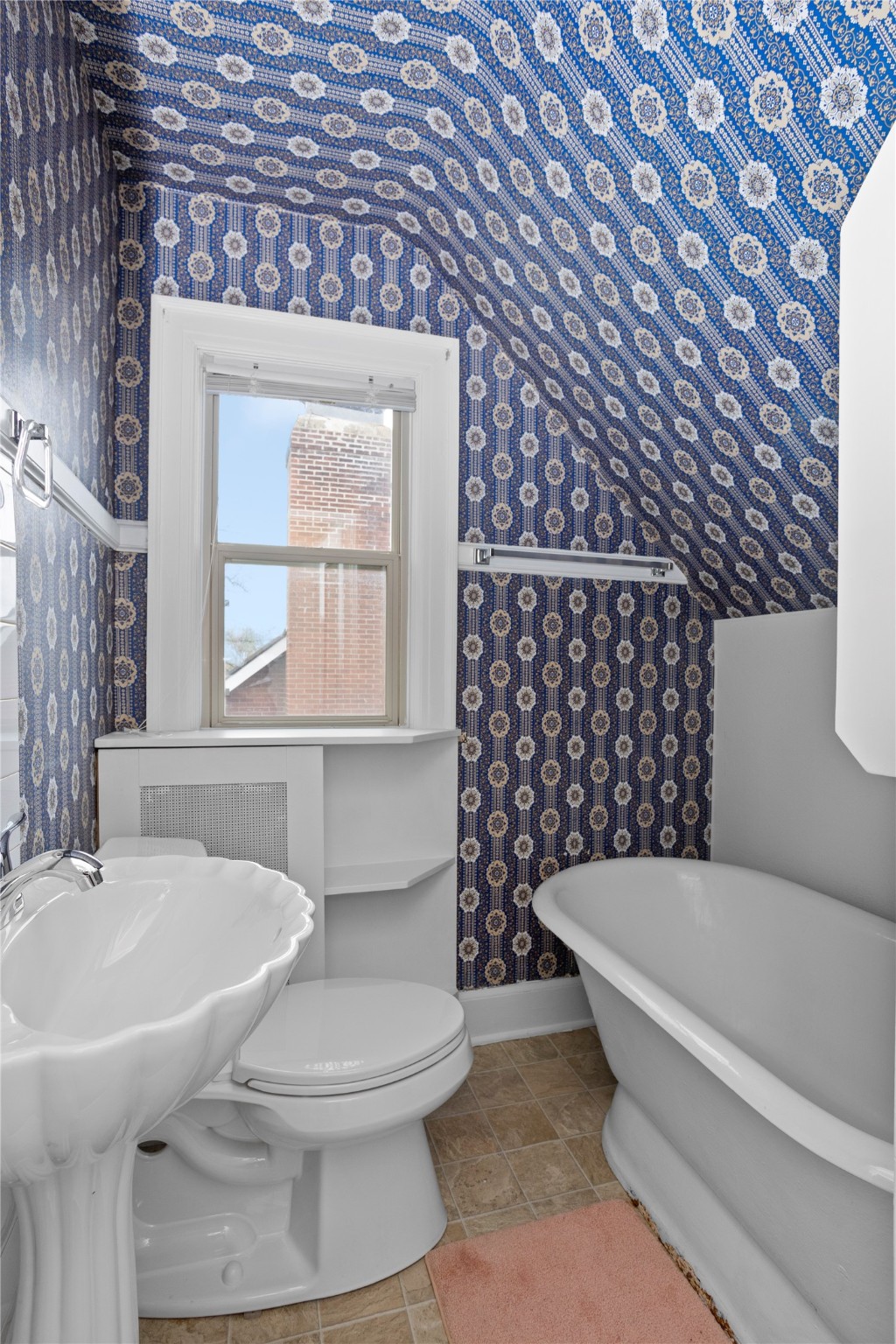 5502 Ingersoll Avenue