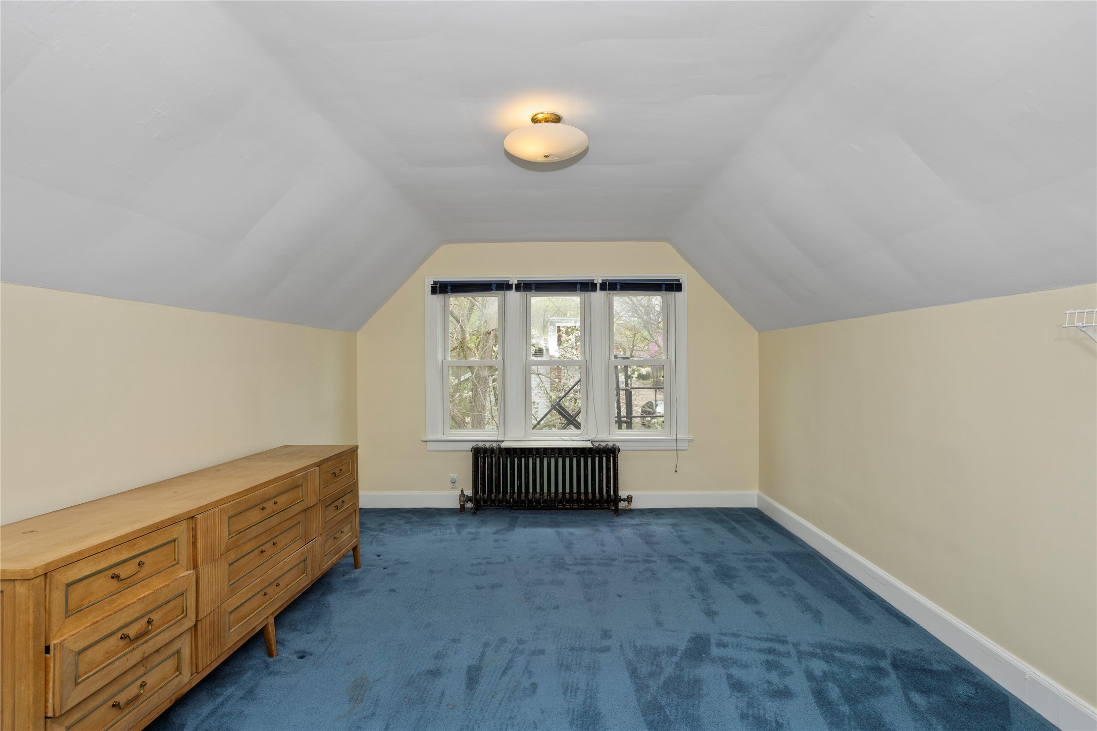 5502 Ingersoll Avenue