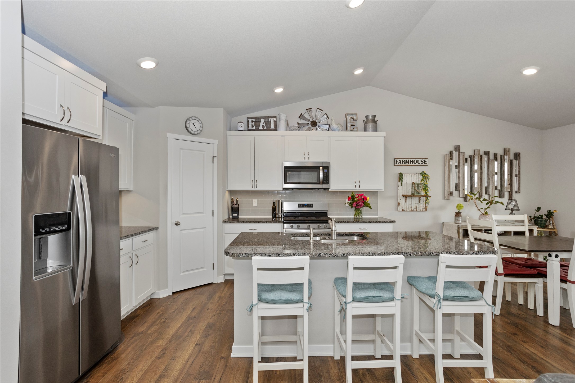 3013 NW Westwood Street