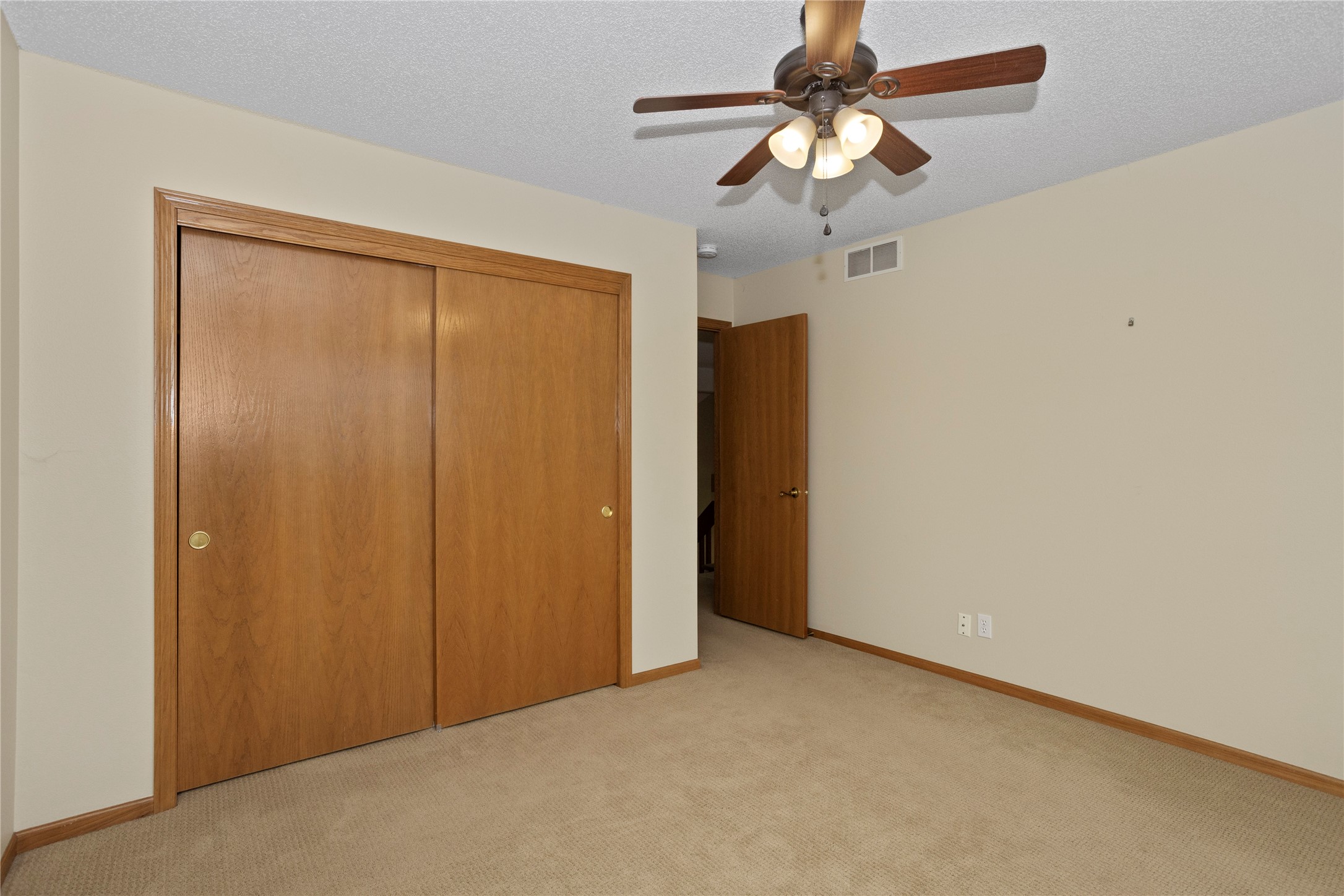 4400 EP True Parkway 19