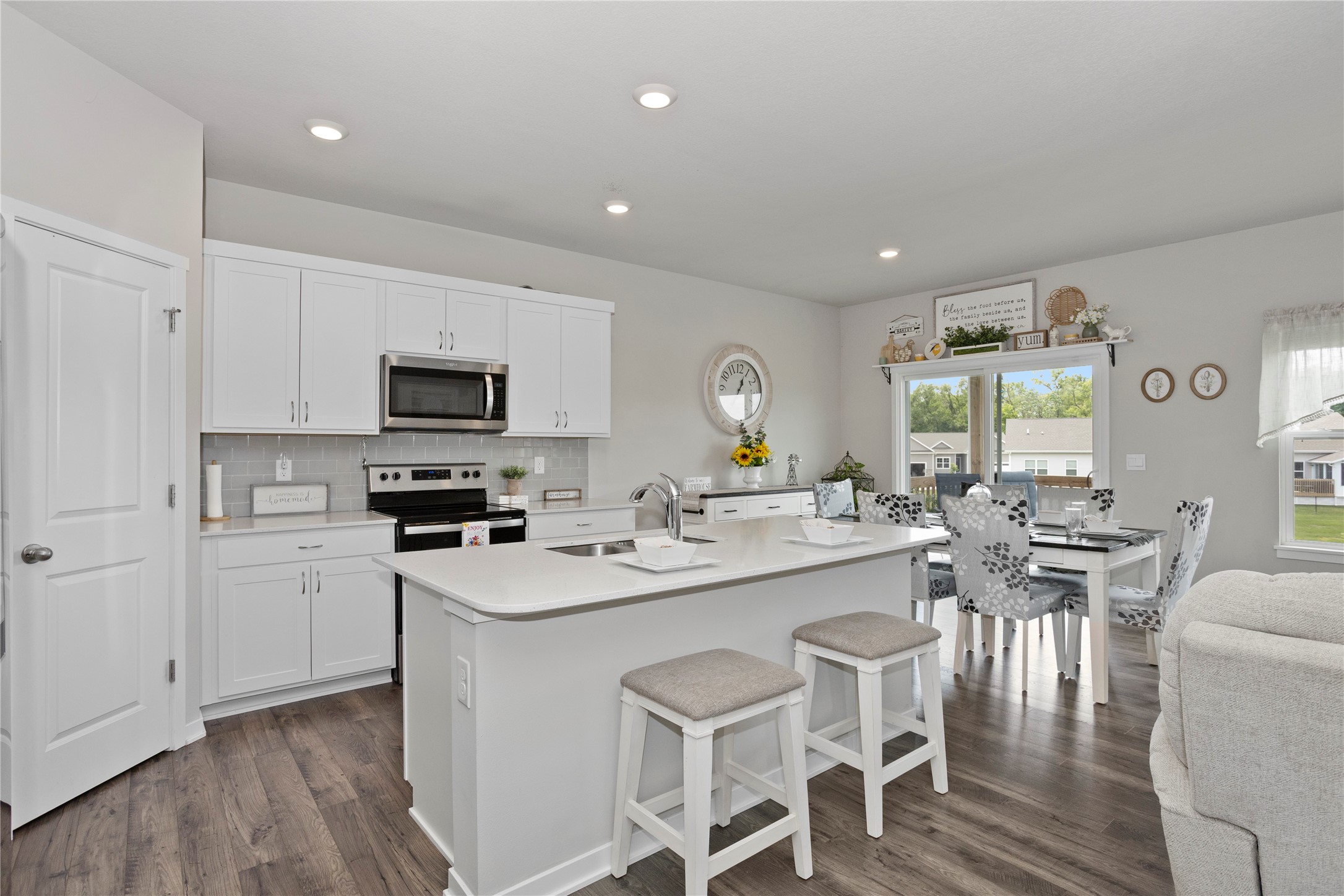 323 SE Willow Run Lane